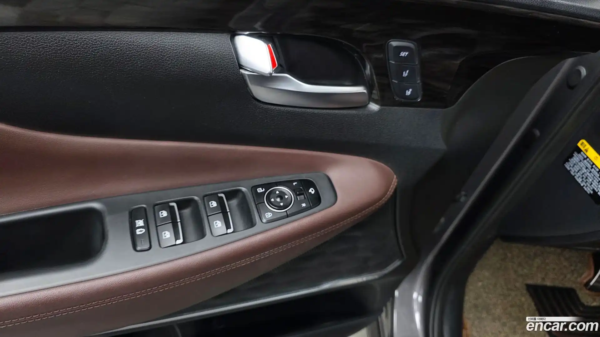 Santafe Hyundai 2019.2-OPTION-042