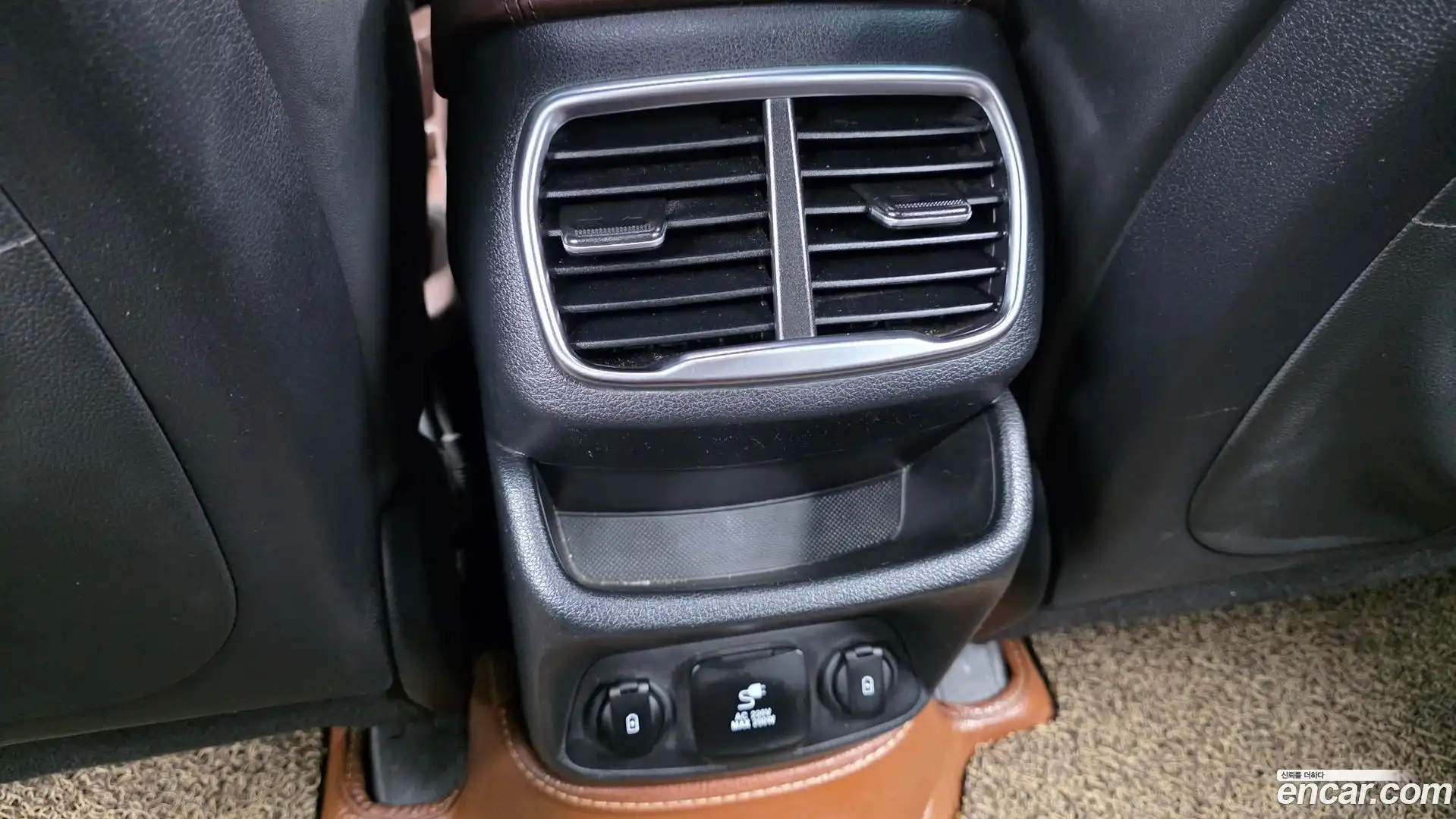 Santafe Hyundai 2019.2-OPTION-045