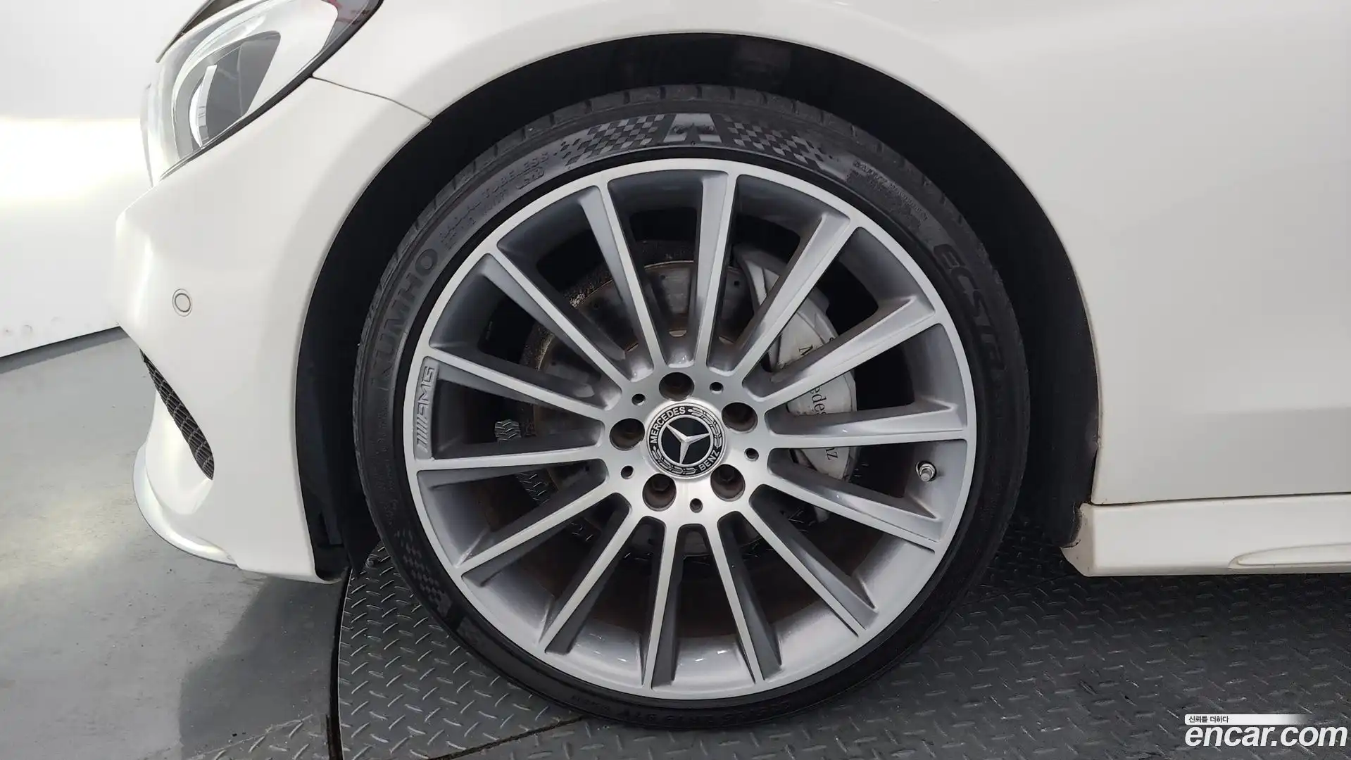 C-Class Mercedes-Benz 2018.5-OUTER-005