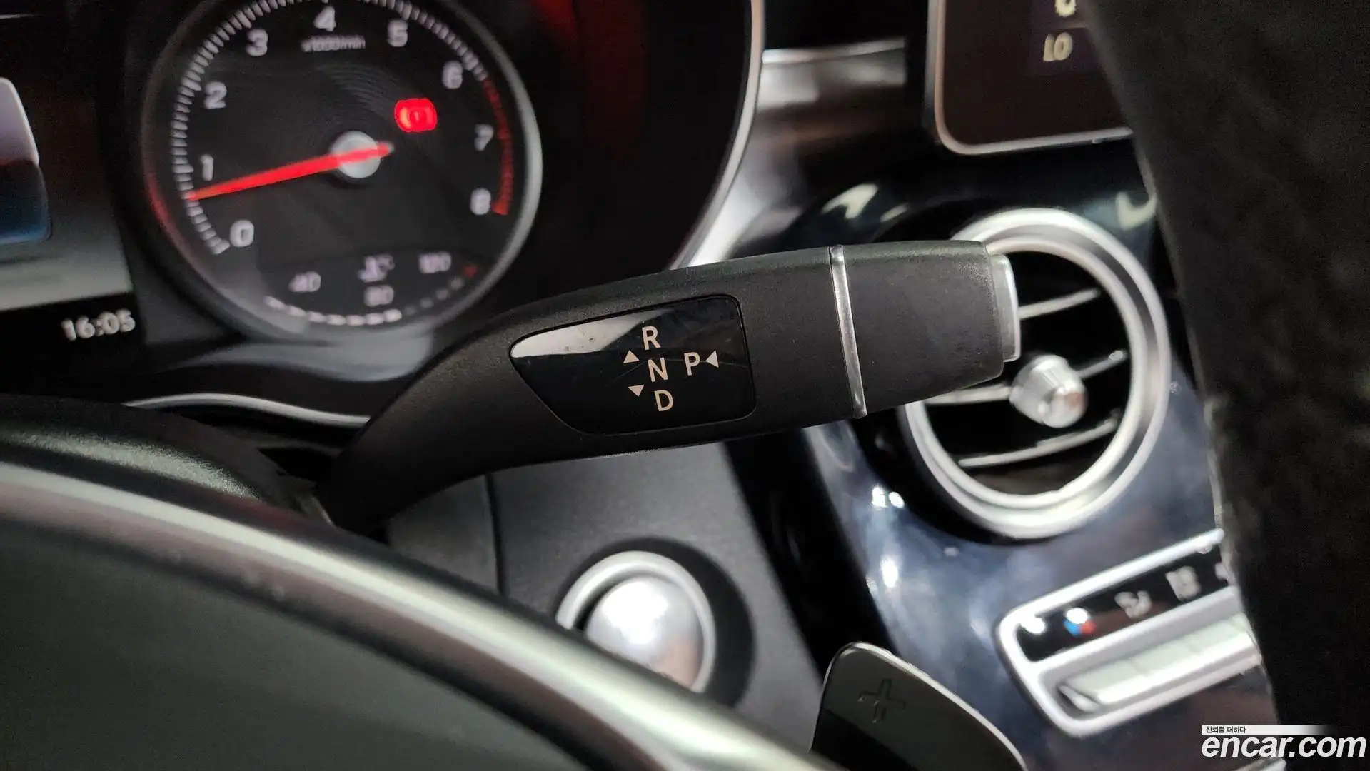 C-Class Mercedes-Benz 2018.5-INNER-009
