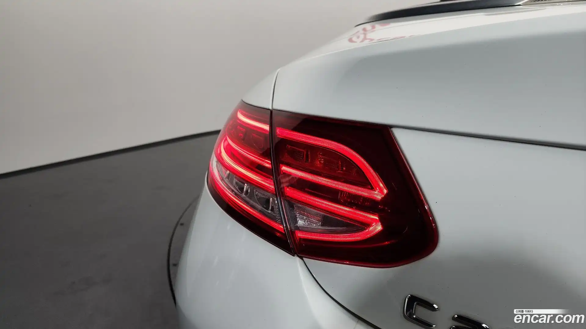 C-Class Mercedes-Benz 2018.5-OUTER-033
