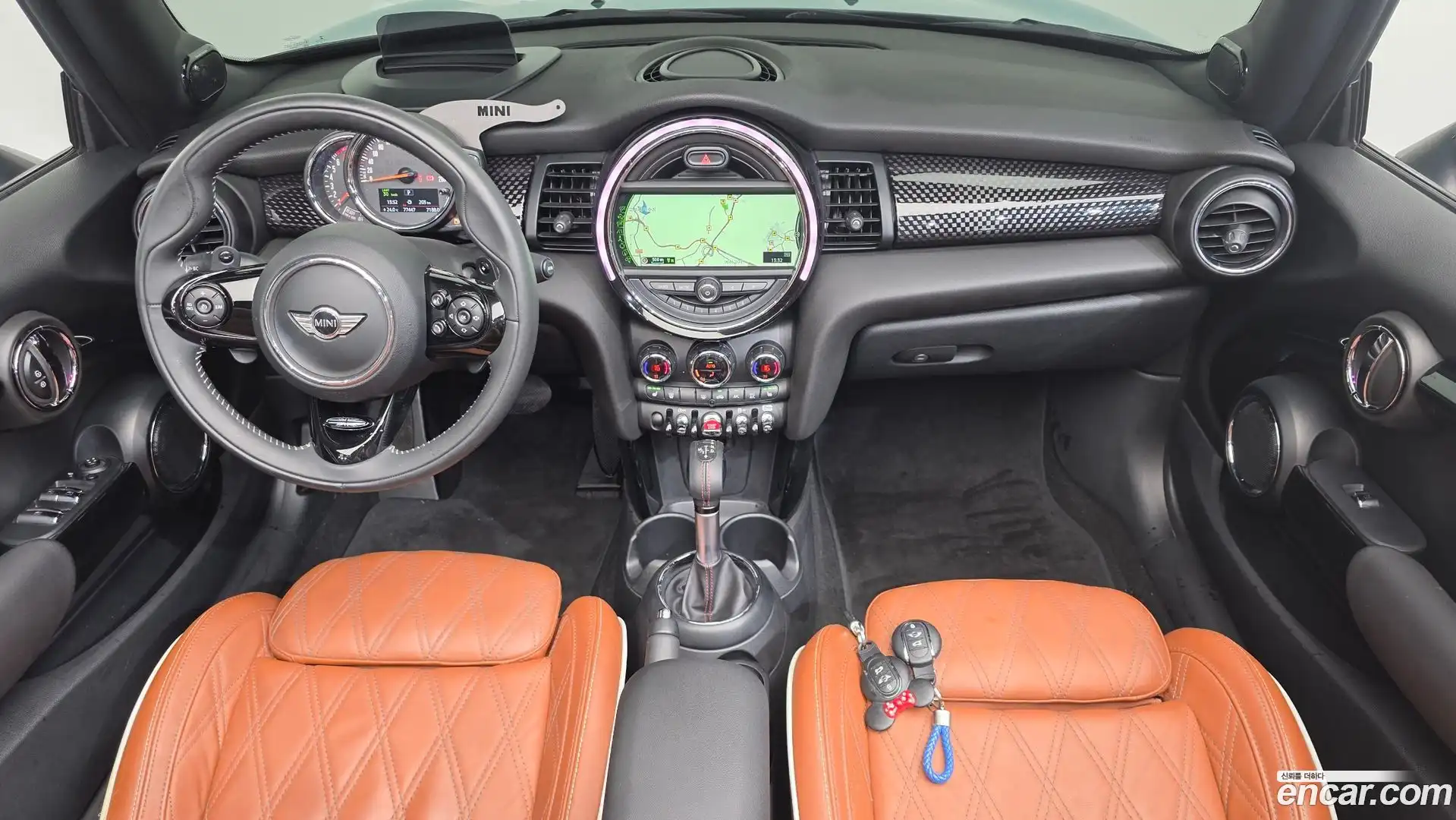 Cooper Convertible Mini 2018.2-INNER-007