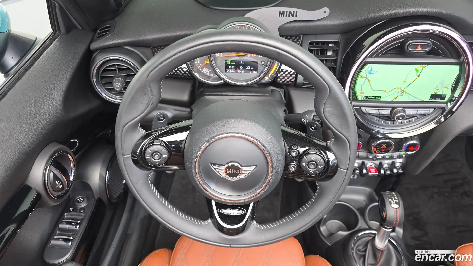 Cooper Convertible Mini 2018.2-OPTION-019