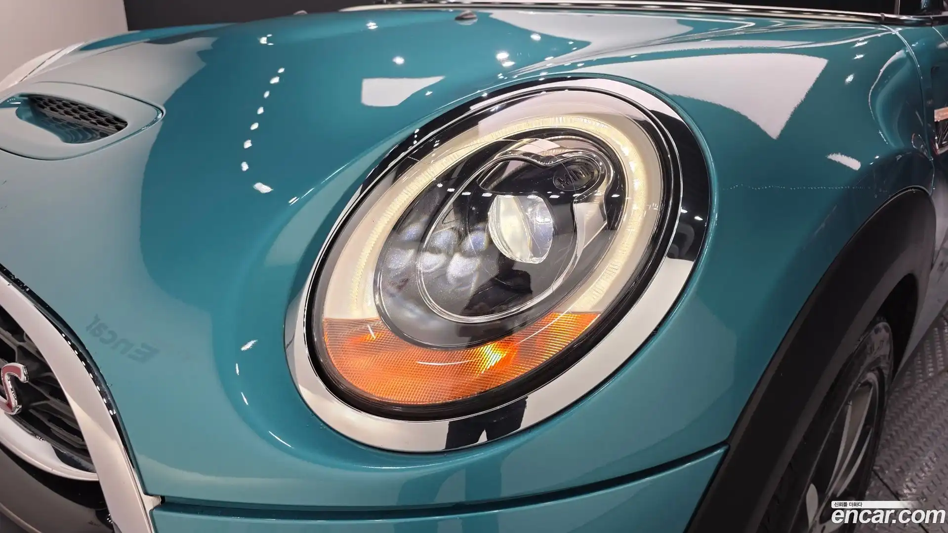 Cooper Convertible Mini 2018.2-OUTER-032