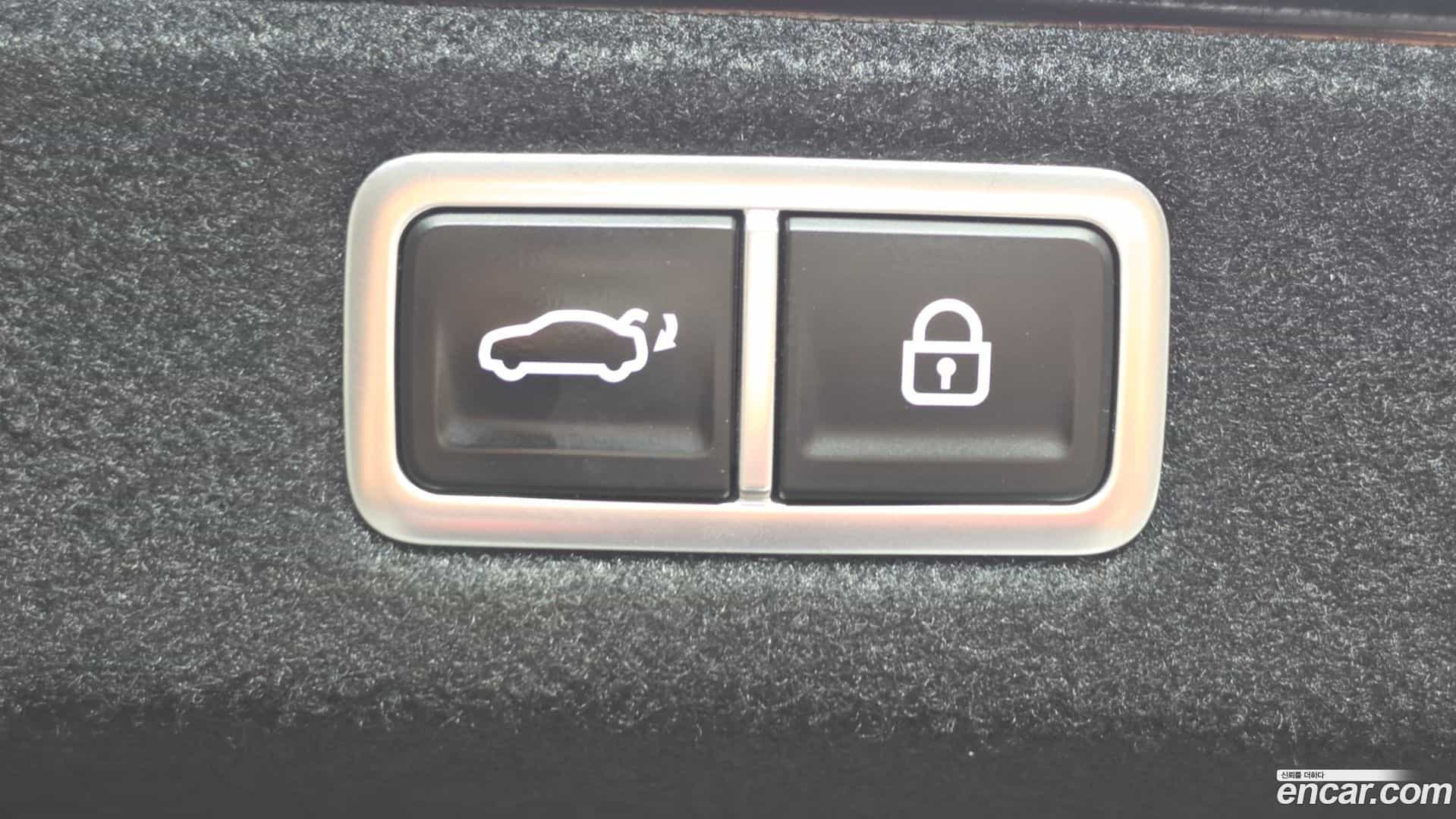 Grandeur Hyundai 2023.0-OPTION-020