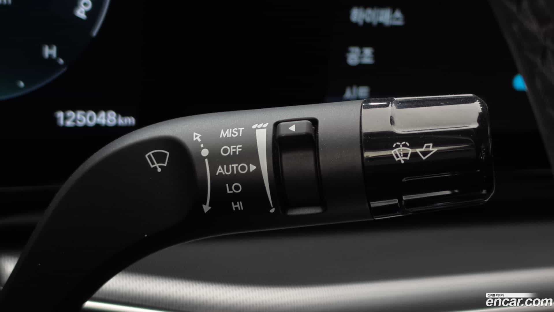 Grandeur Hyundai 2023.0-OPTION-042