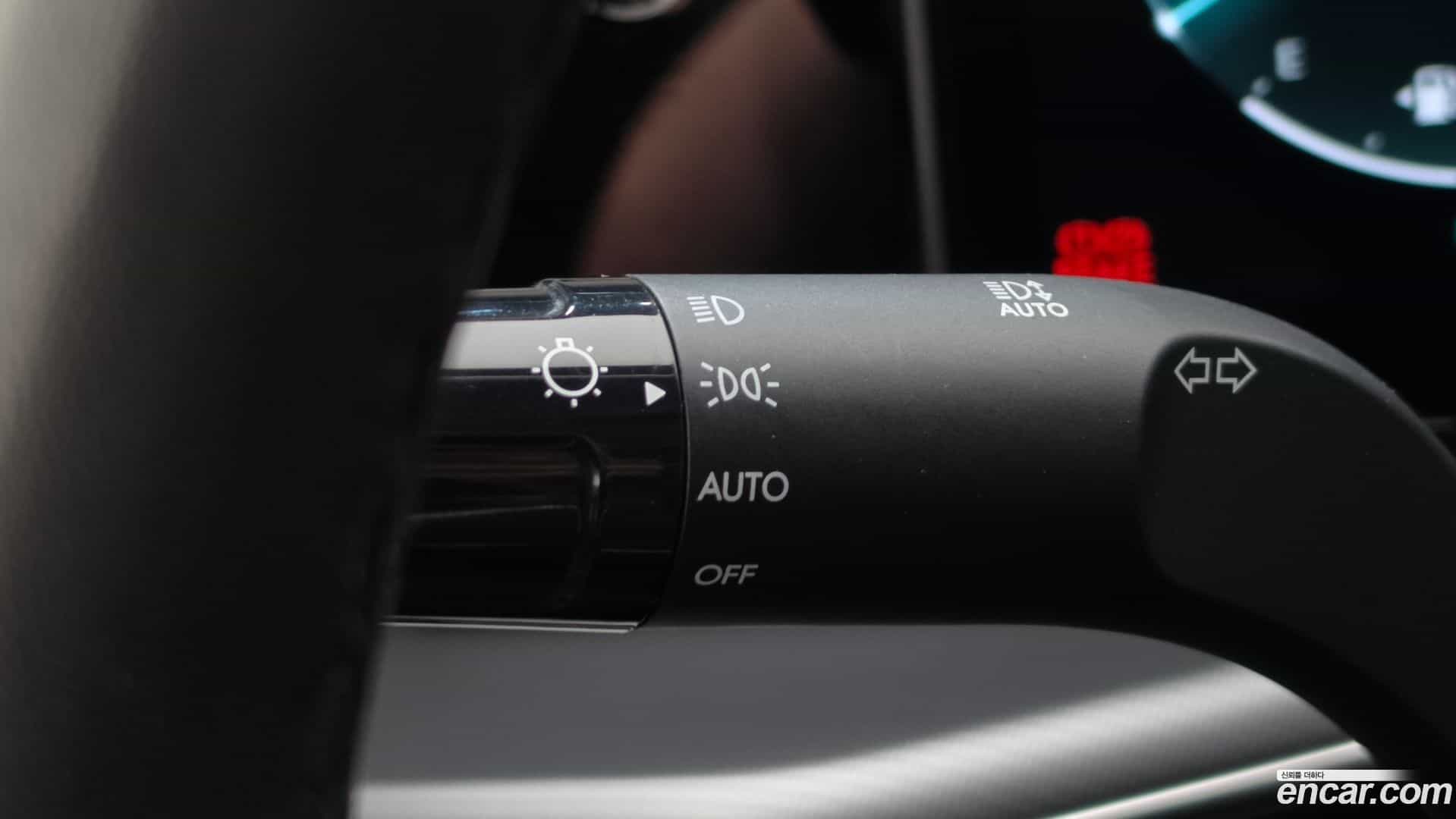 Grandeur Hyundai 2023.0-OPTION-043