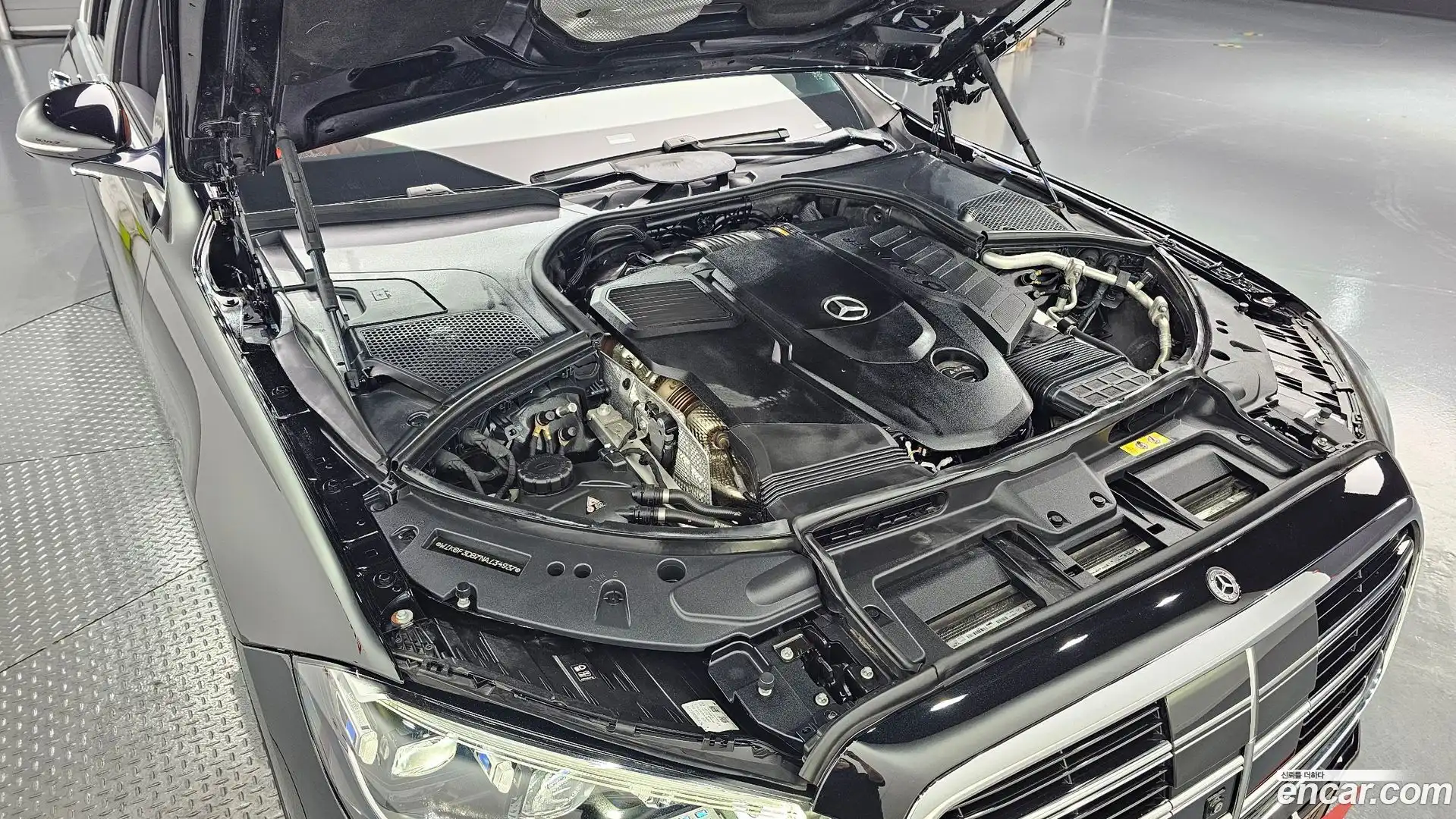 S-Class Mercedes-Benz 2022.5-OUTER-006