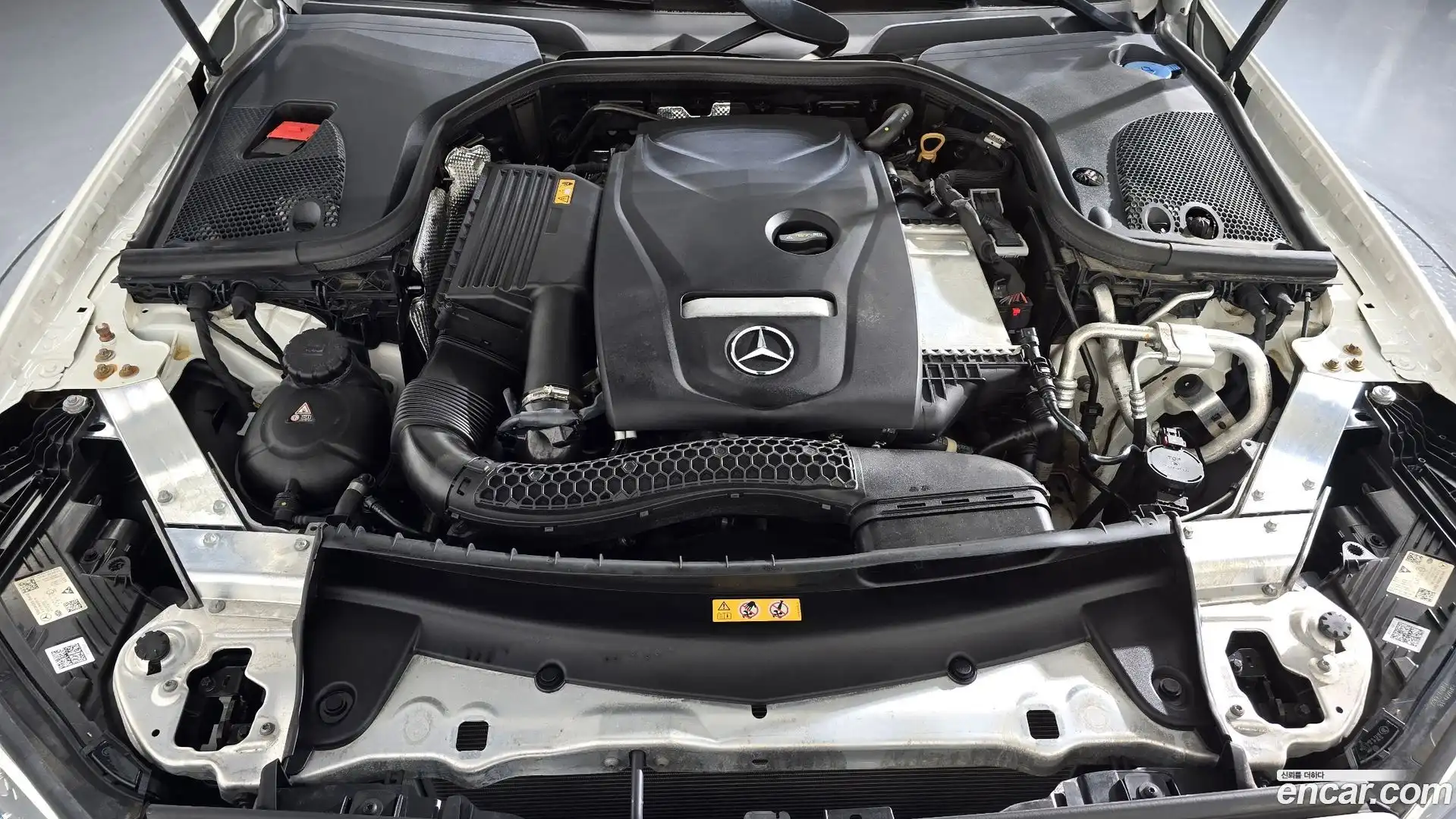 E-Class Mercedes-Benz 2020.11-OUTER-006