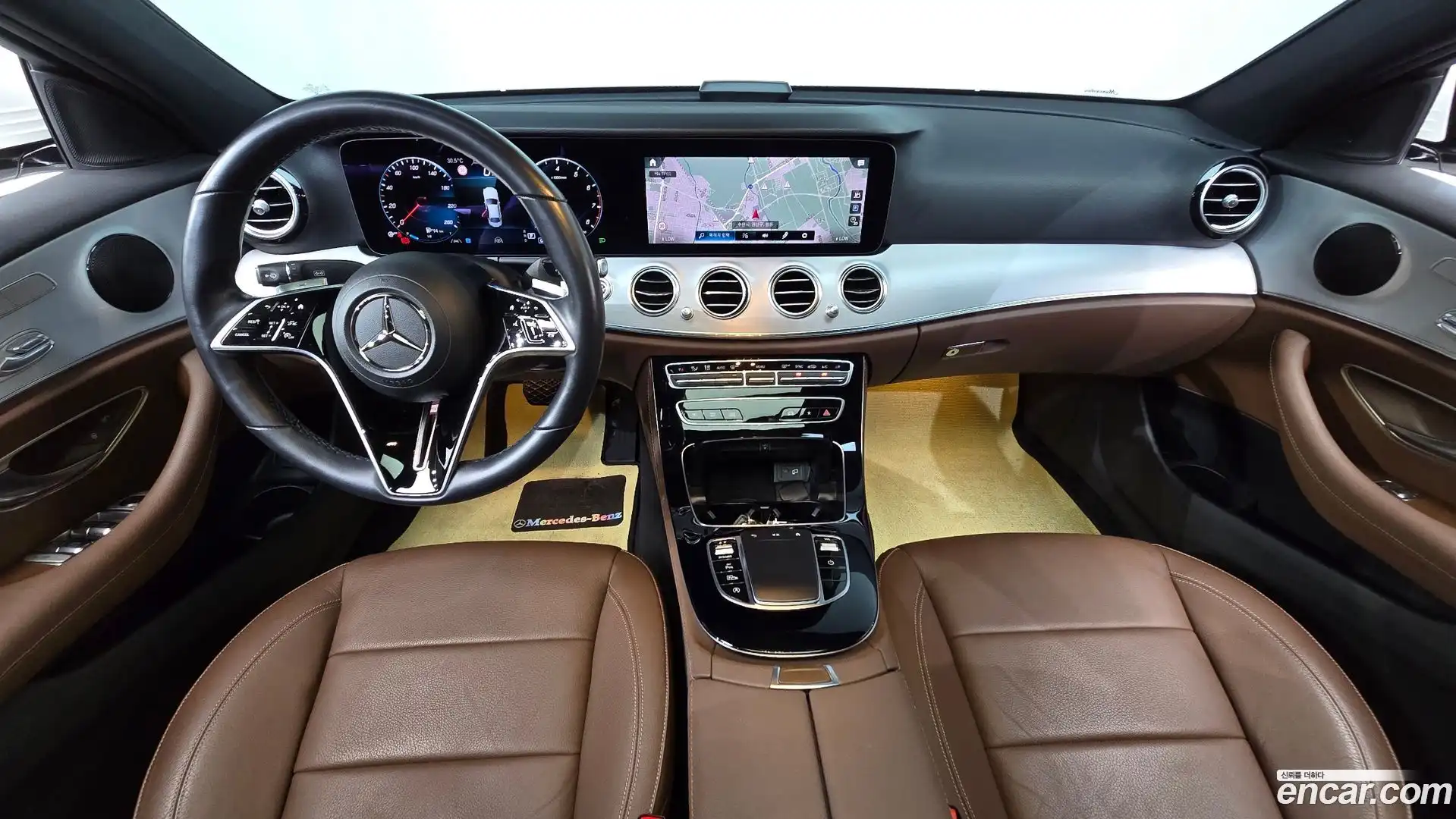 E-Class Mercedes-Benz 2020.11-INNER-007