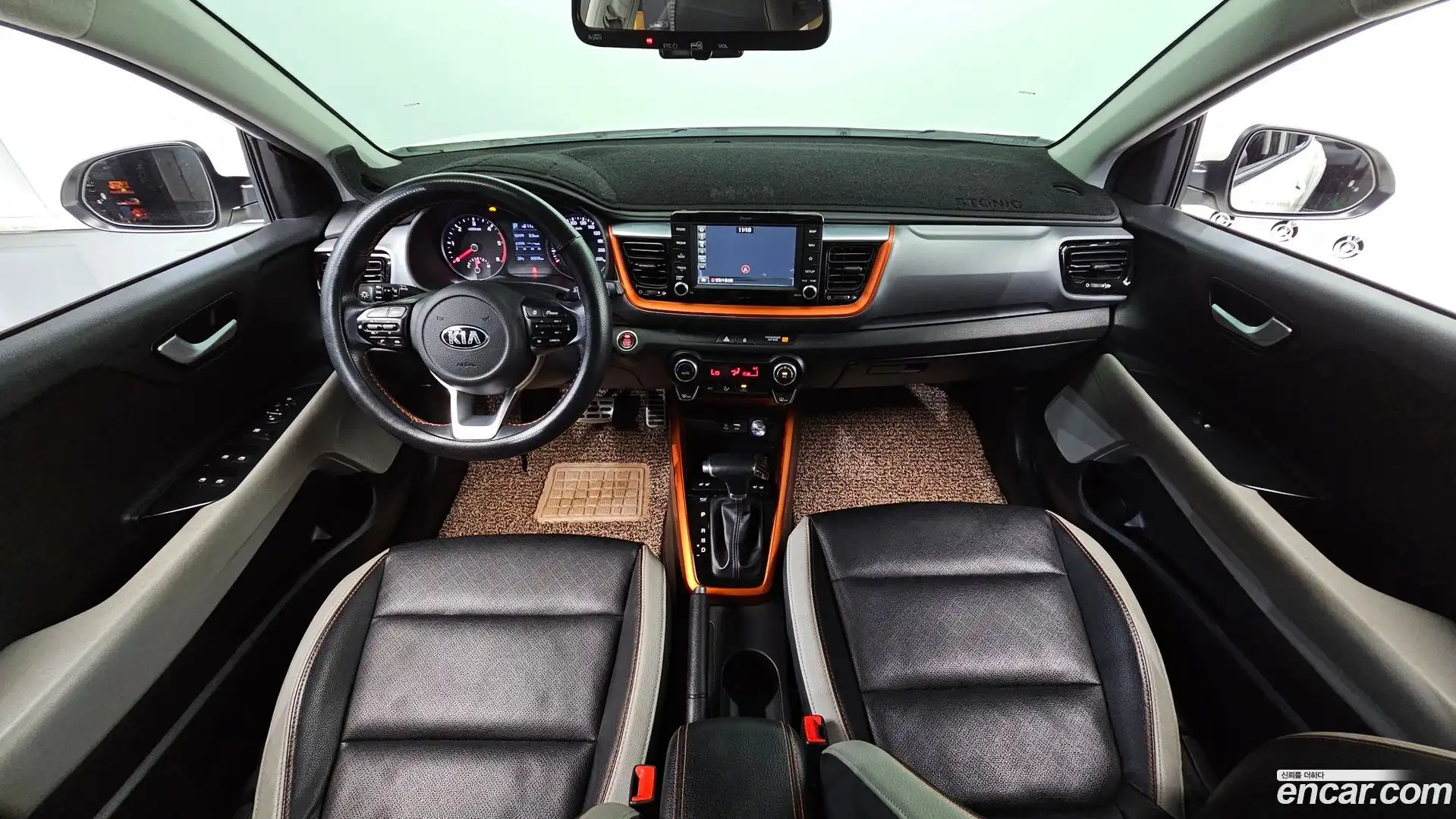 Stonic Kia 2018.11-INNER-007