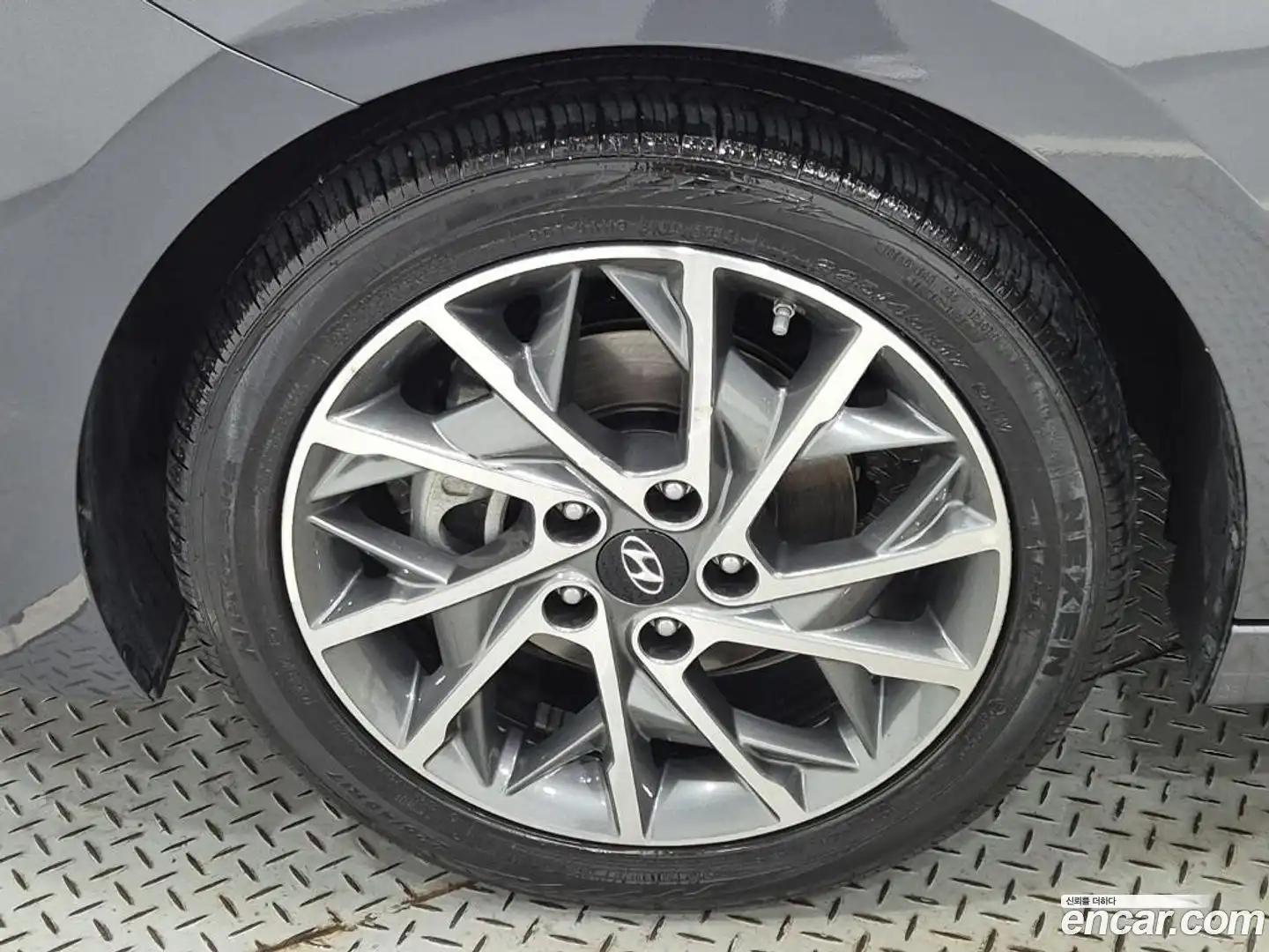 AVANTE Hyundai 2019.6-OPTION-023