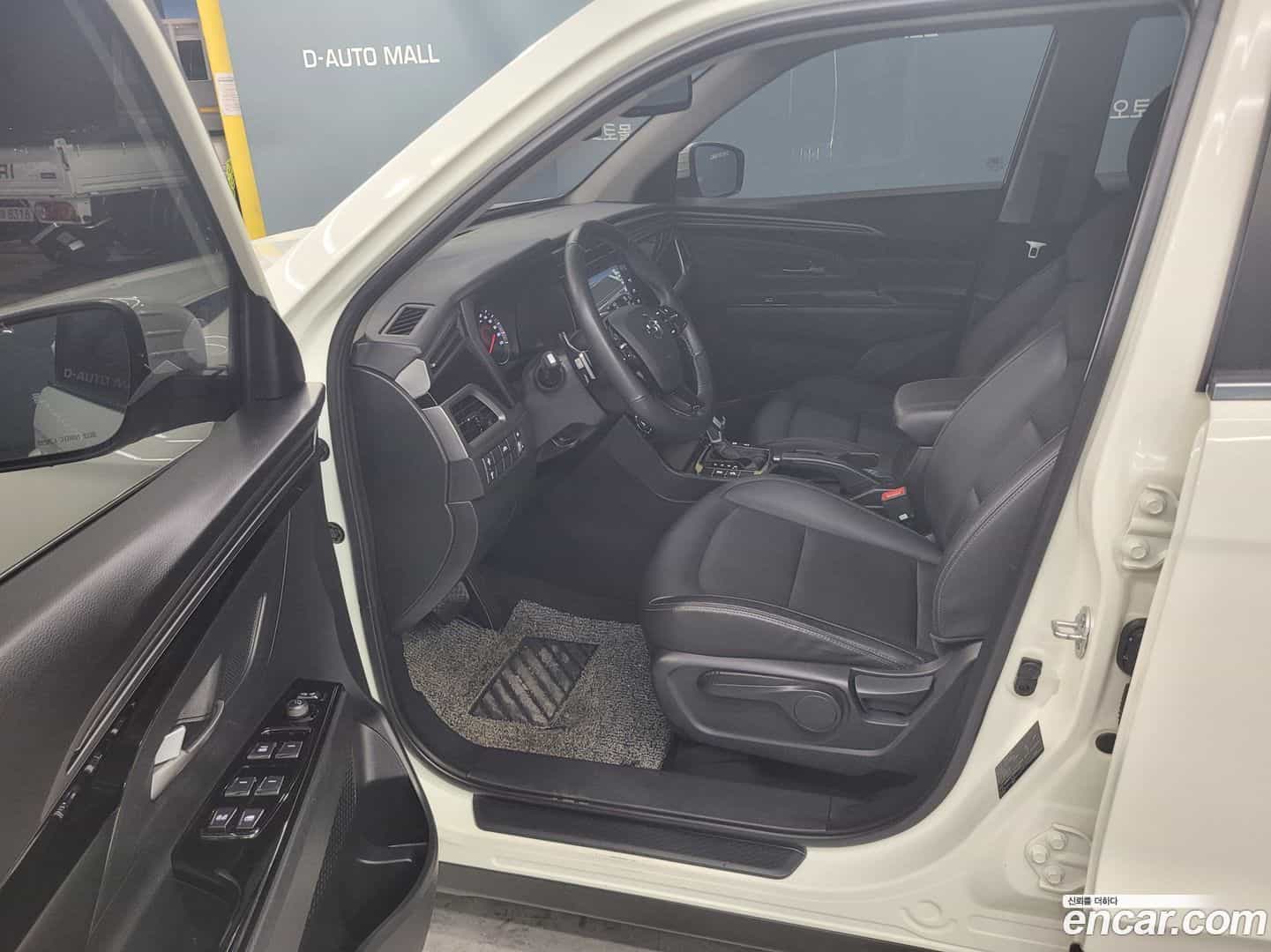 KORANDO KG Mobility 2021.9-INNER-010