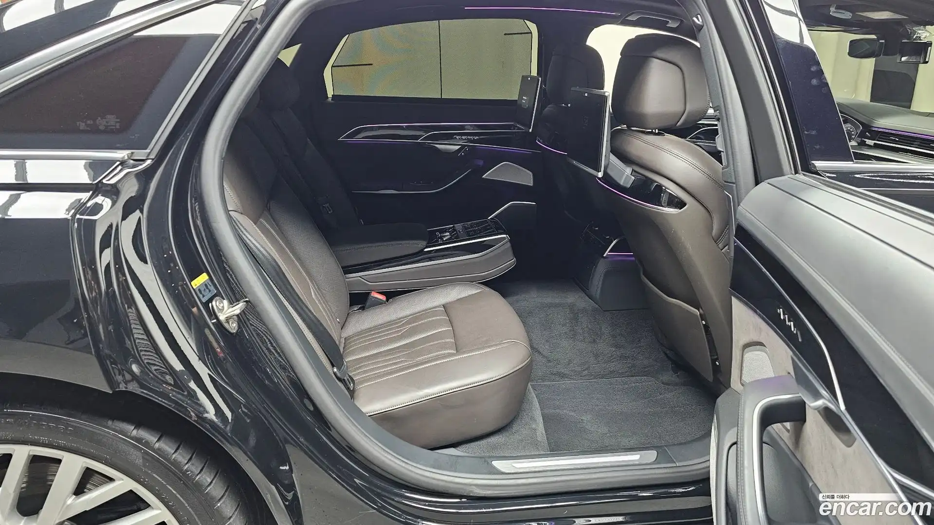 A8 Audi 2020.6-OPTION-015