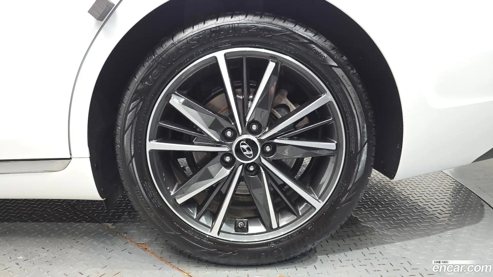 Grandeur Hyundai 2021.10-OUTER-031