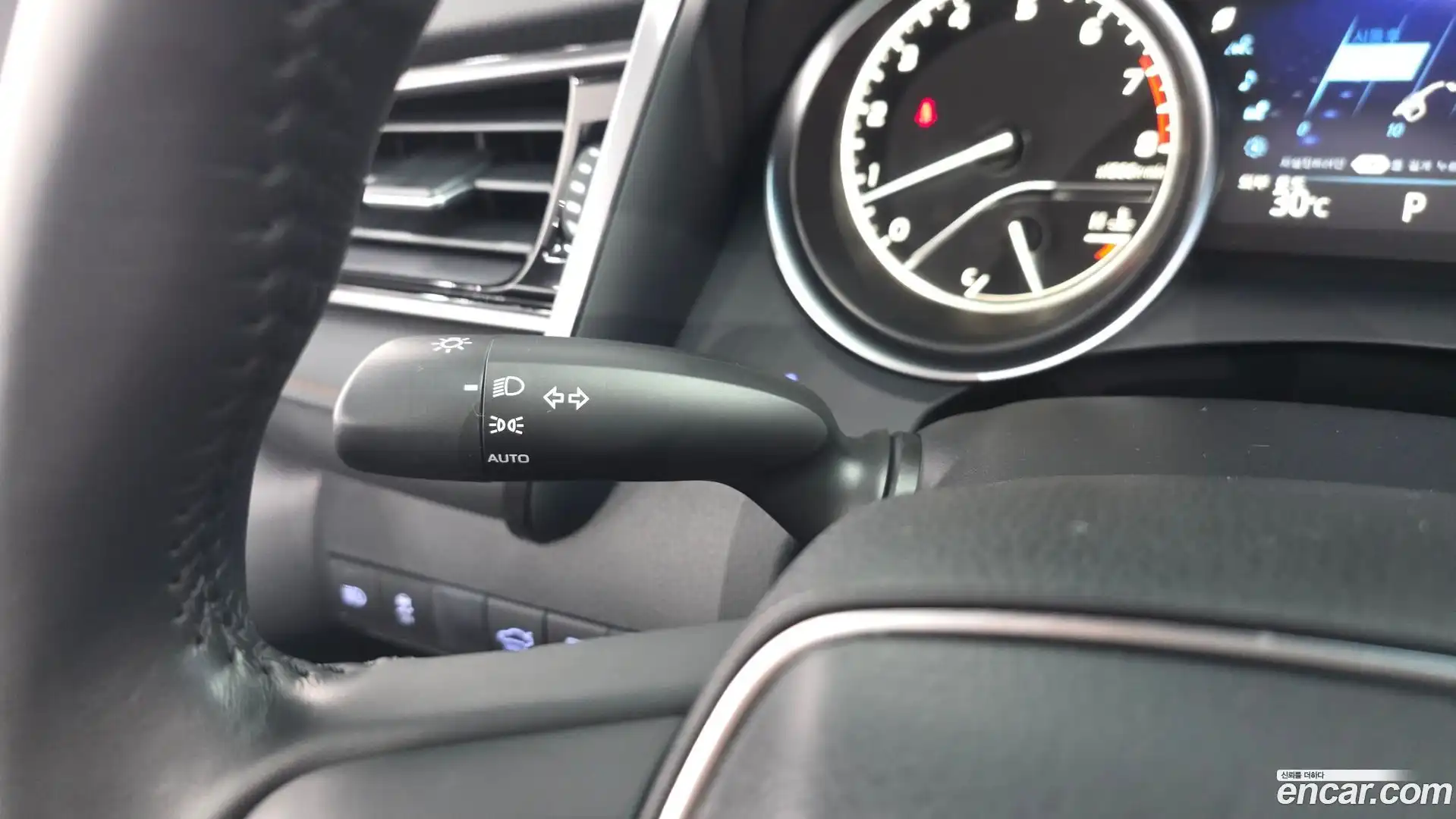 Camry Toyota 2019.3-OPTION-021