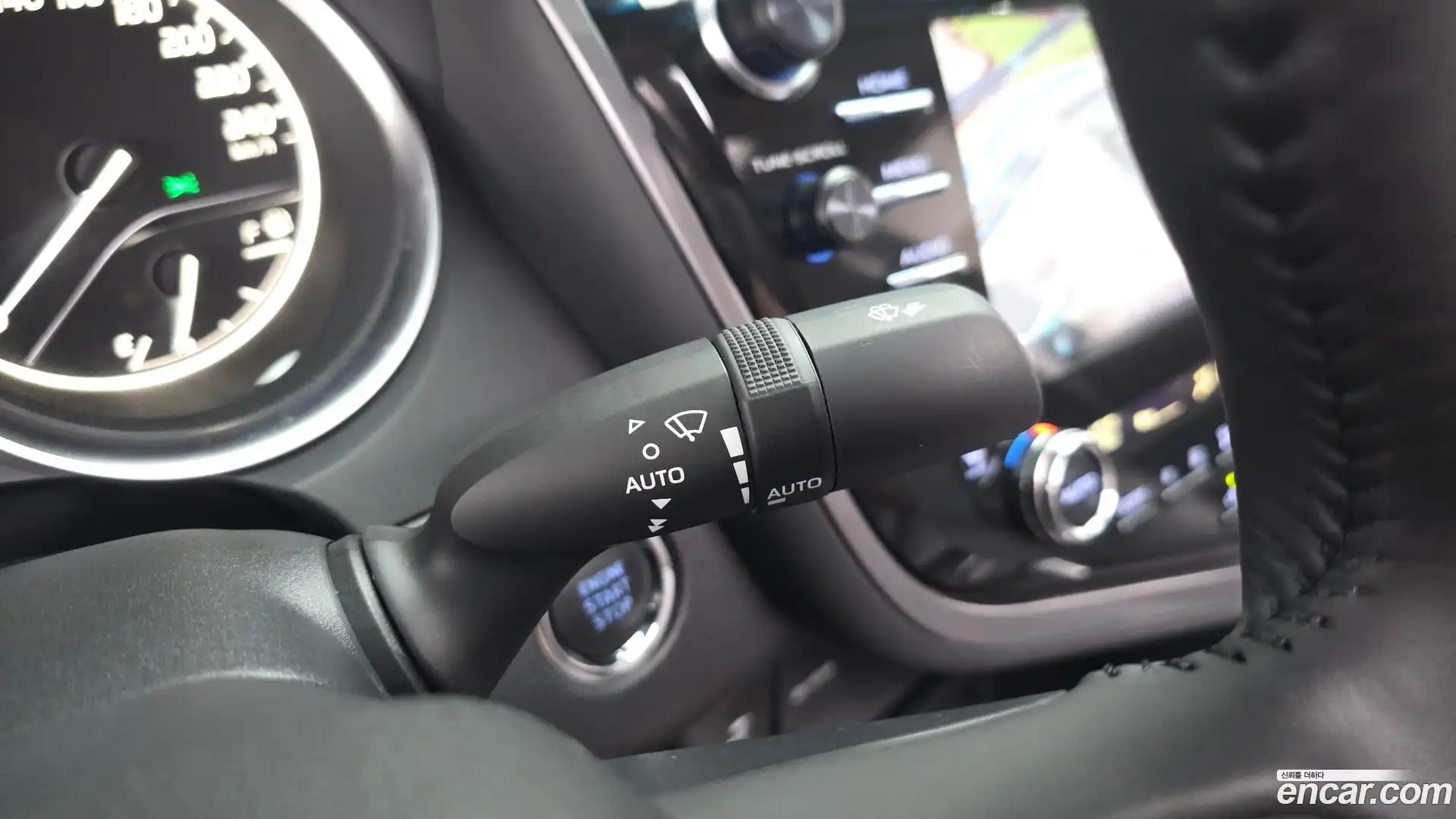 Camry Toyota 2019.3-OPTION-022