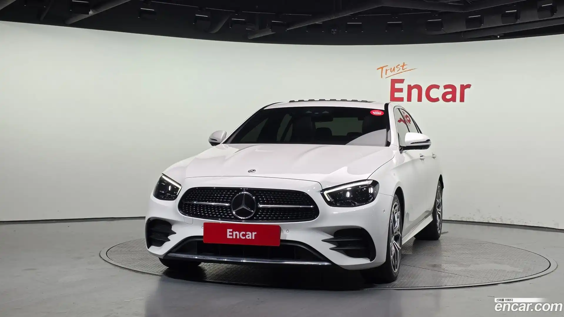 E-Class Mercedes-Benz 2021.6-OUTER-003