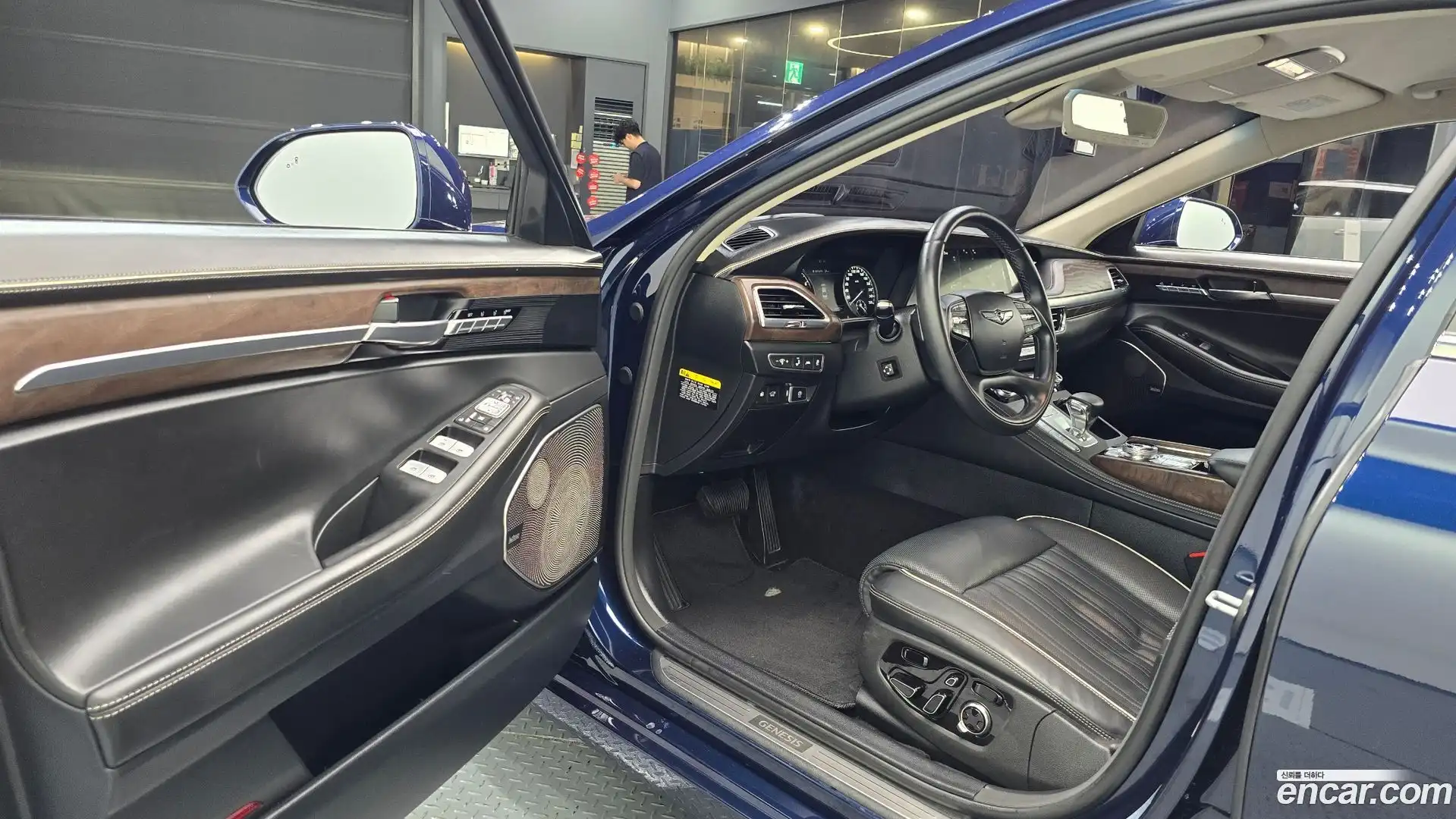 G90 Genesis 2020.11-INNER-010