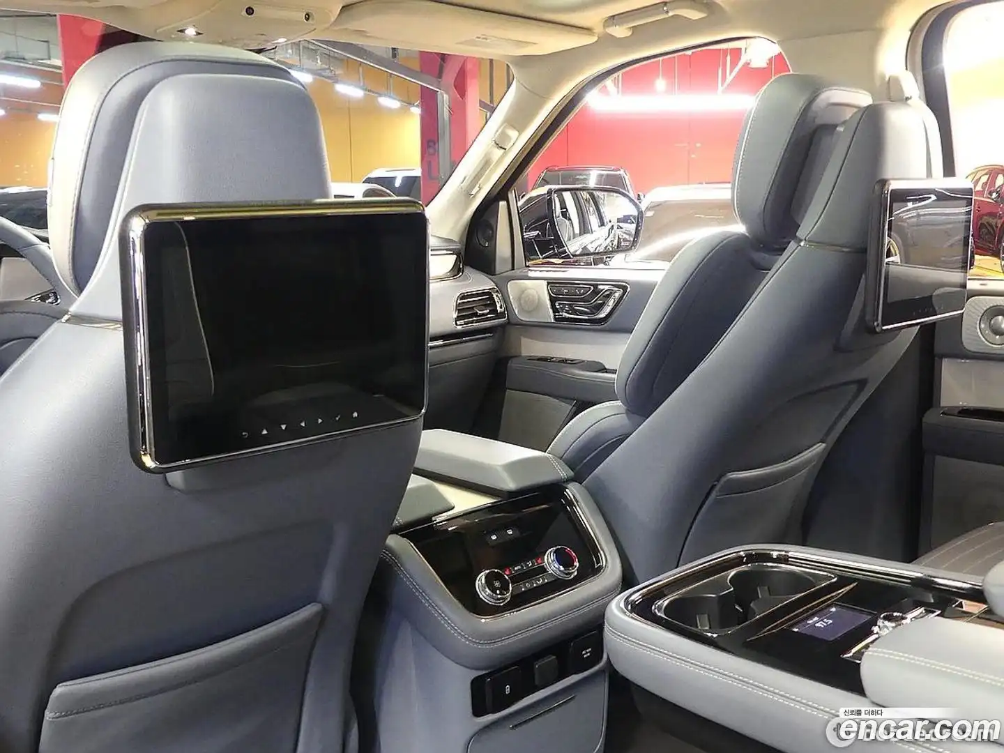 Navigator Lincoln 2021.4-OPTION-017