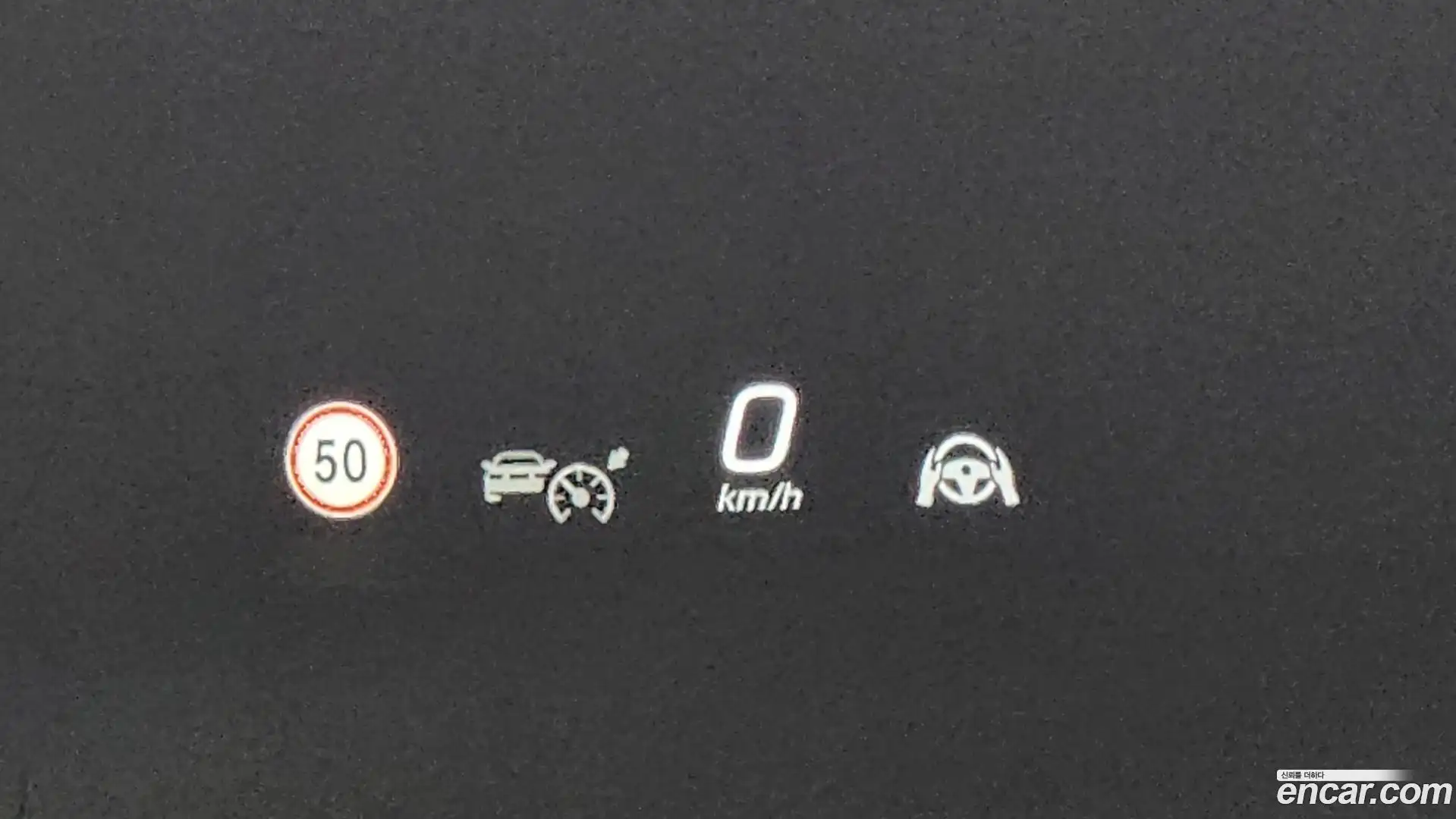 GLC-Class Mercedes-Benz 2025.8-OPTION-046