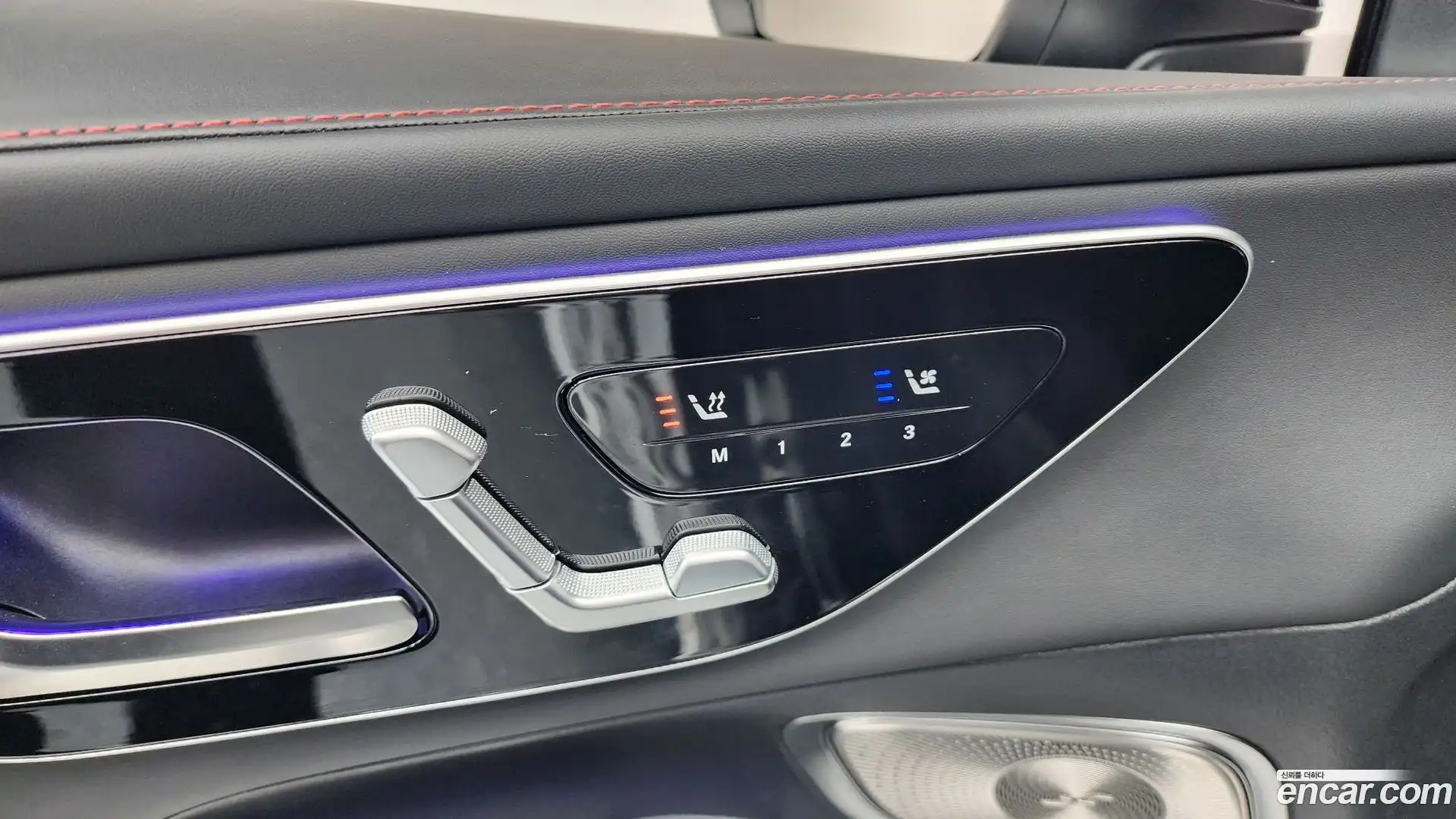 GLC-Class Mercedes-Benz 2025.8-OPTION-049