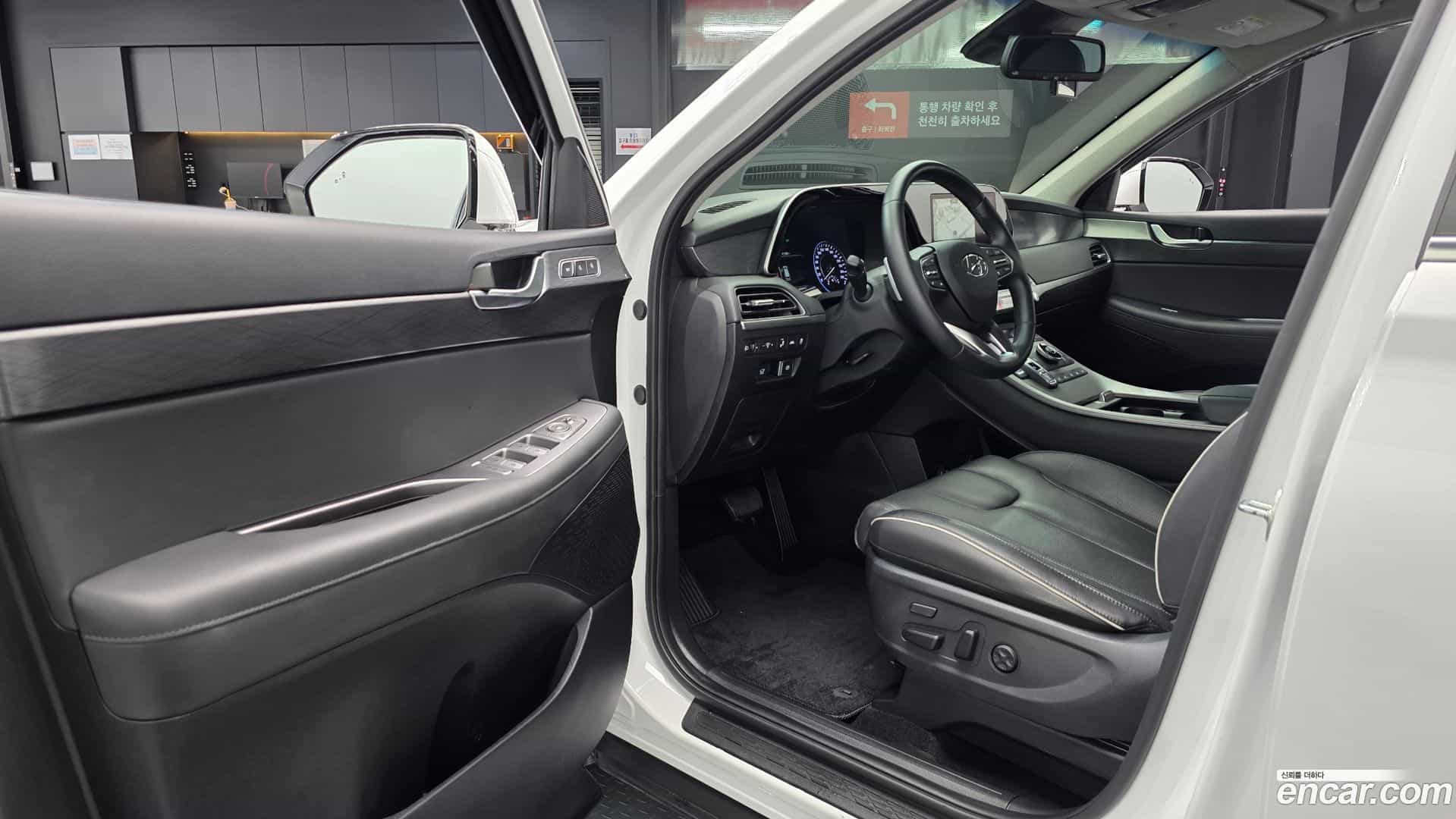Palisade Hyundai 2021.9-INNER-010