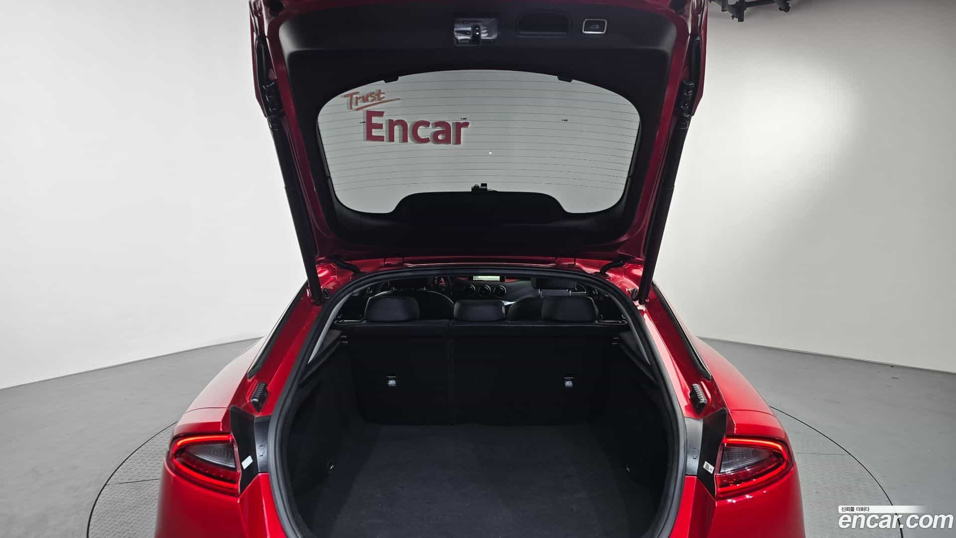 Stinger Kia 2018.3-OPTION-024