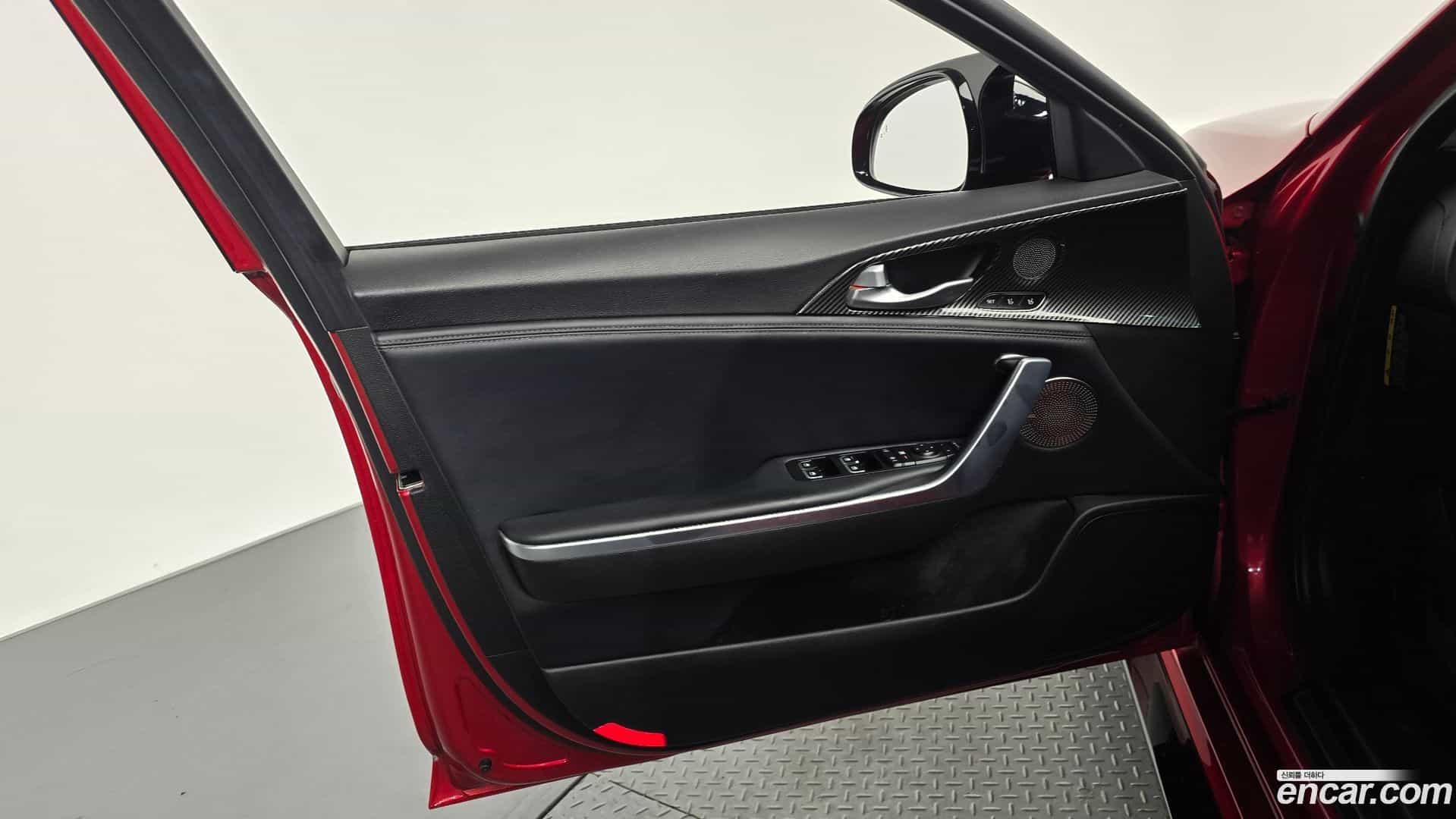 Stinger Kia 2018.3-INNER-034