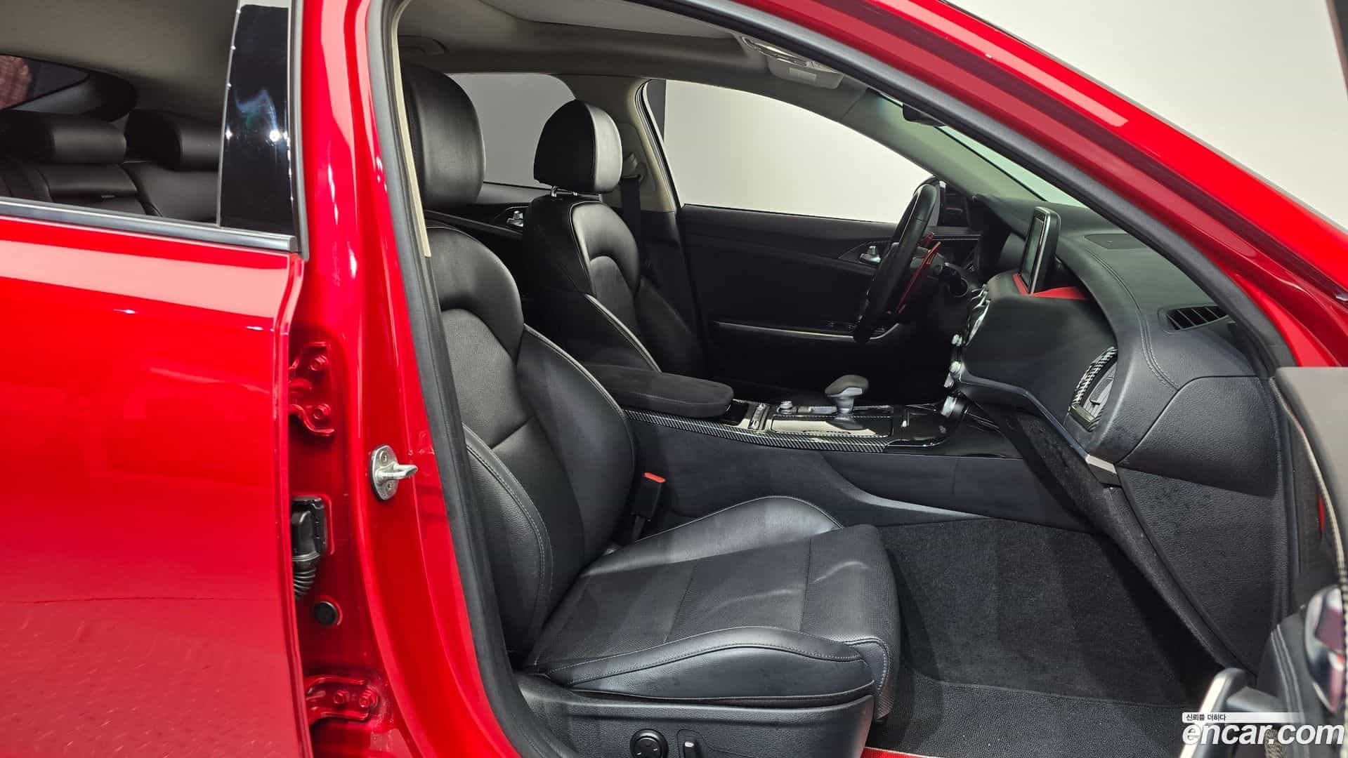 Stinger Kia 2018.3-INNER-036