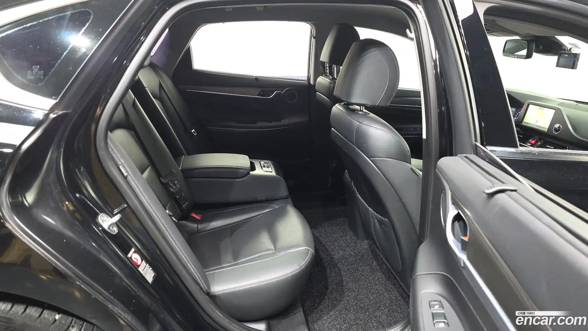 Grandeur Hyundai 2017.3-OPTION-016