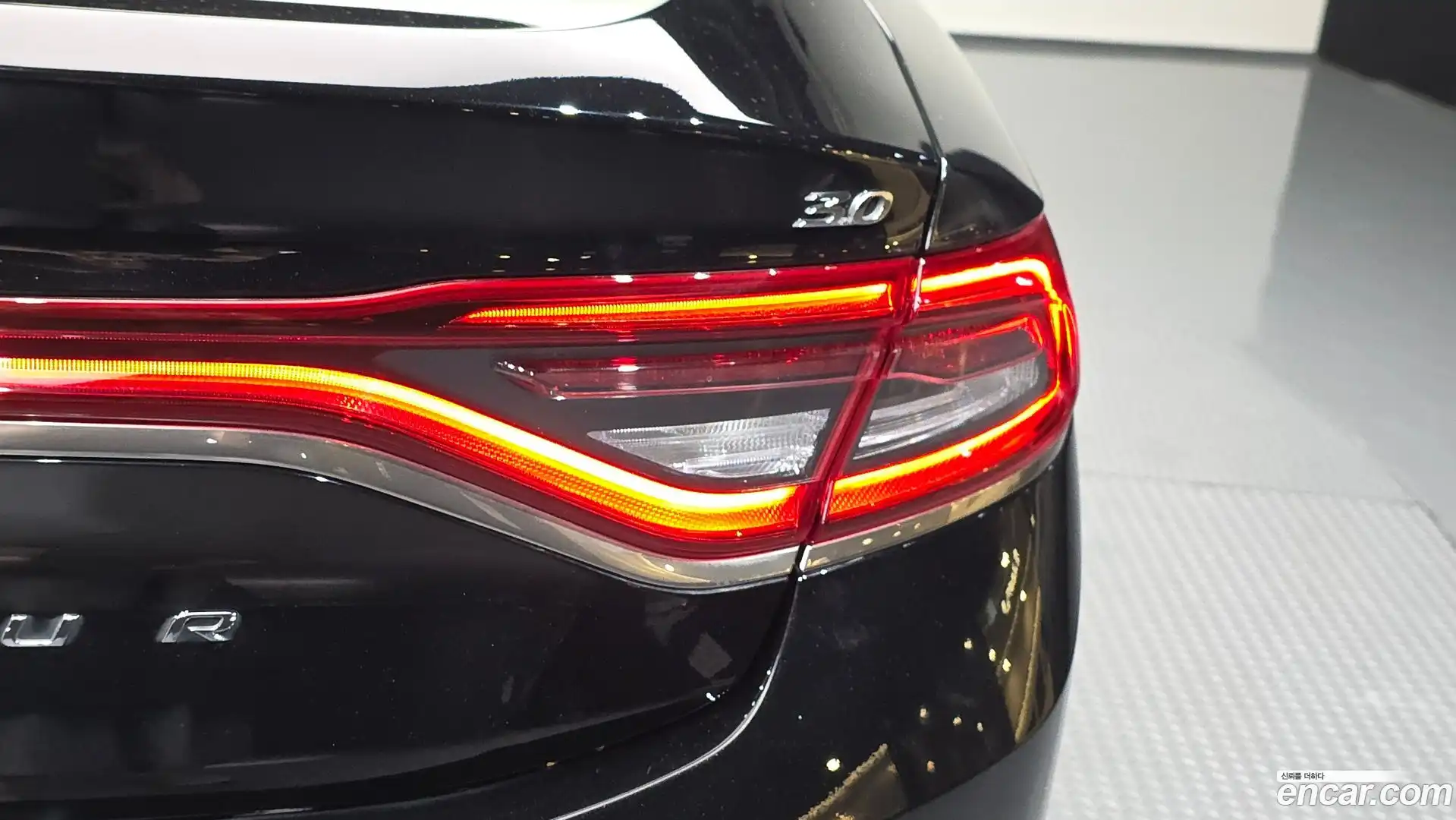 Grandeur Hyundai 2017.3-OUTER-033