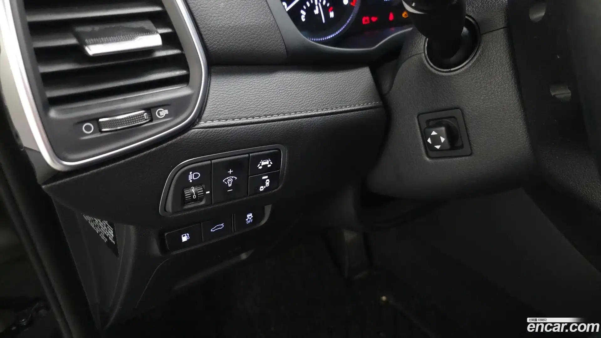 Grandeur Hyundai 2017.3-OPTION-041