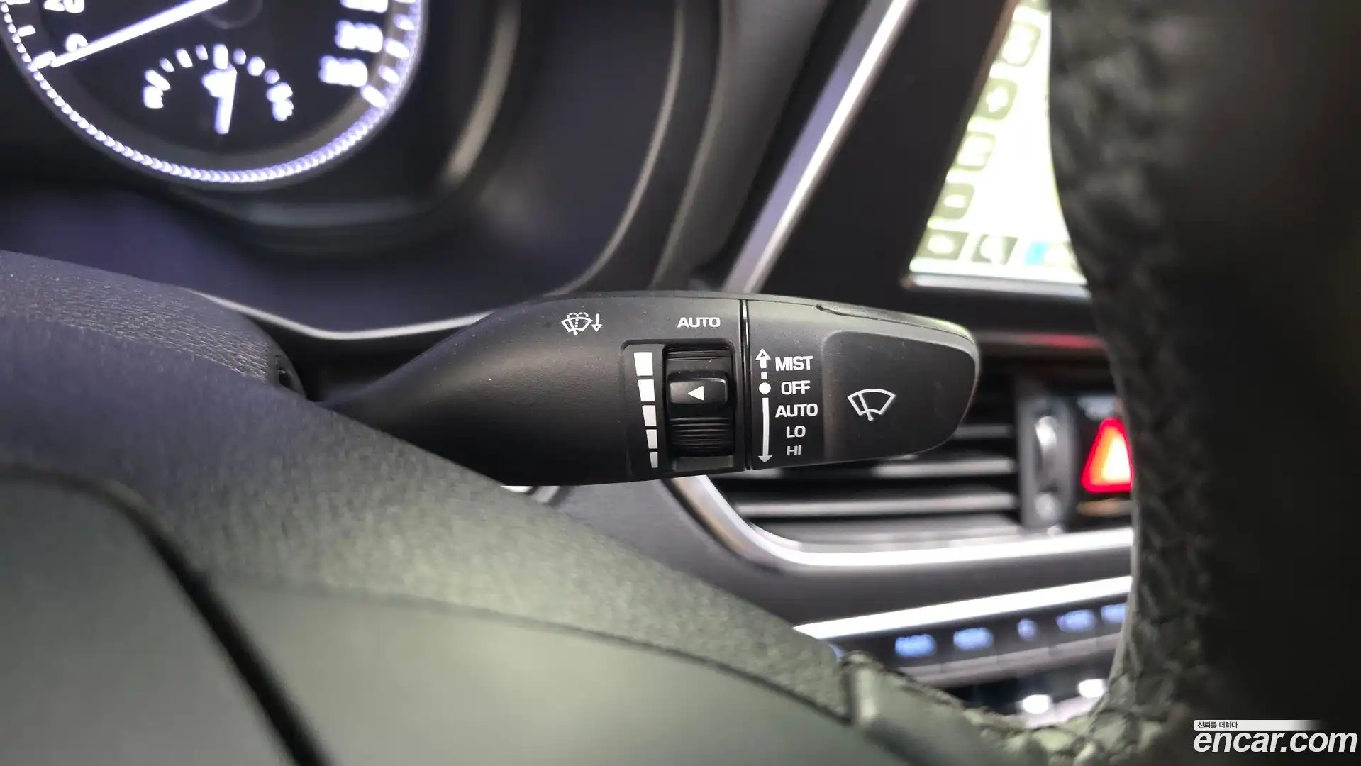 Grandeur Hyundai 2017.3-OPTION-043