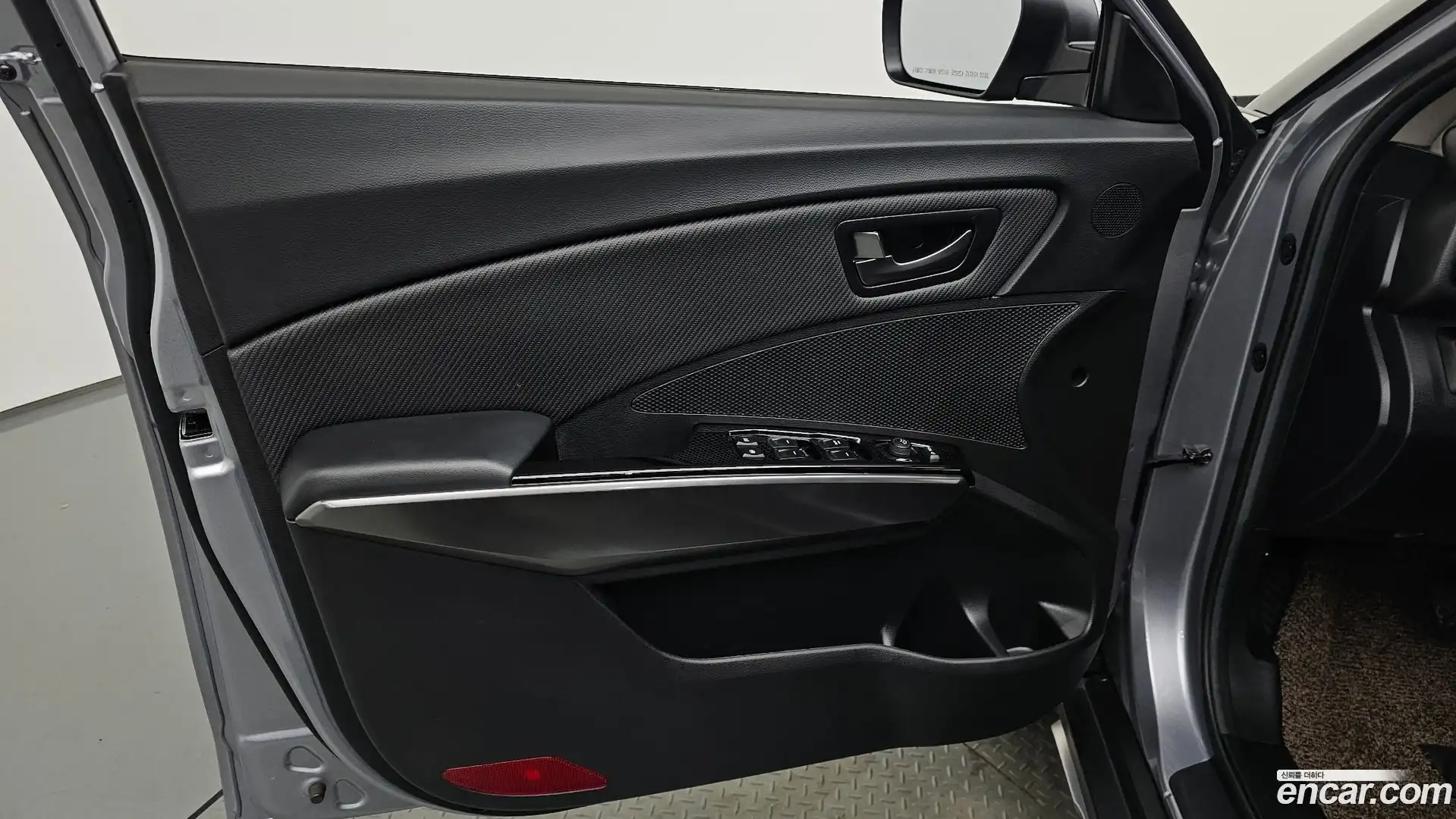 TIBOLI KG Mobility 2023.5-INNER-034