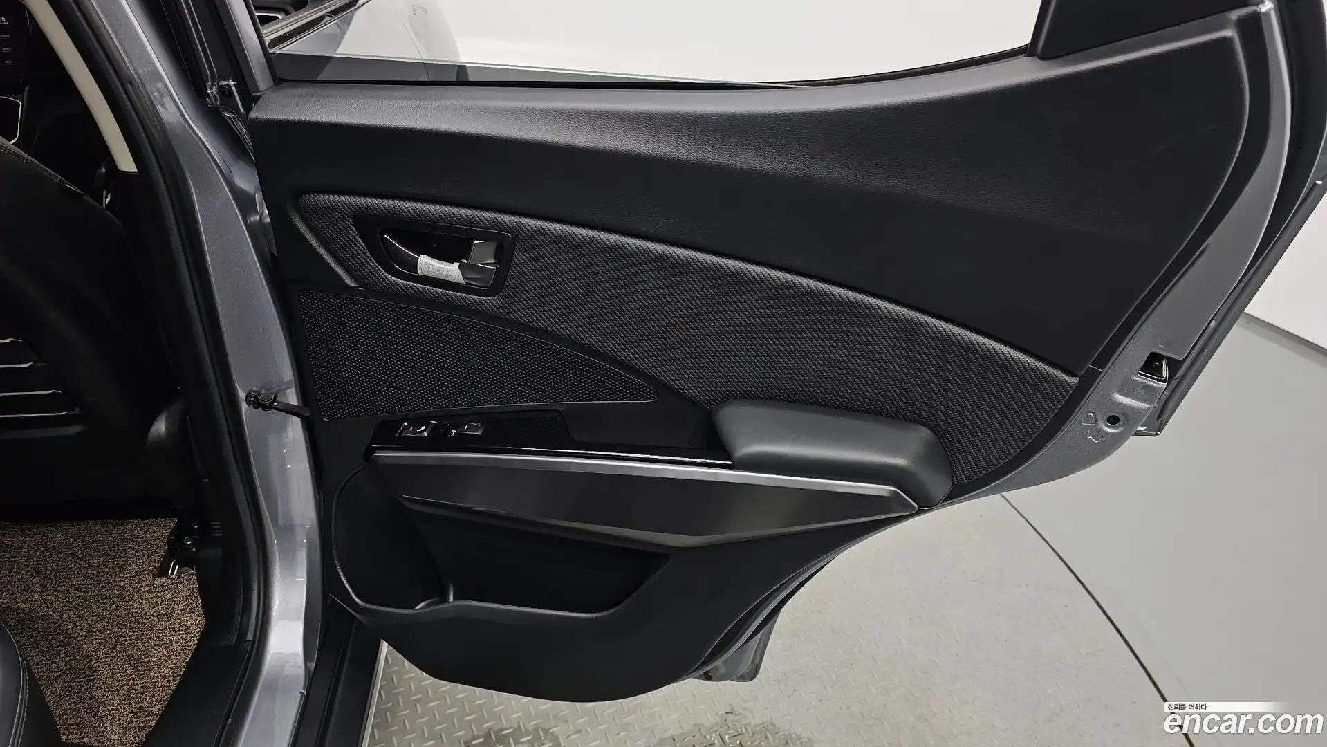 TIBOLI KG Mobility 2023.5-INNER-035