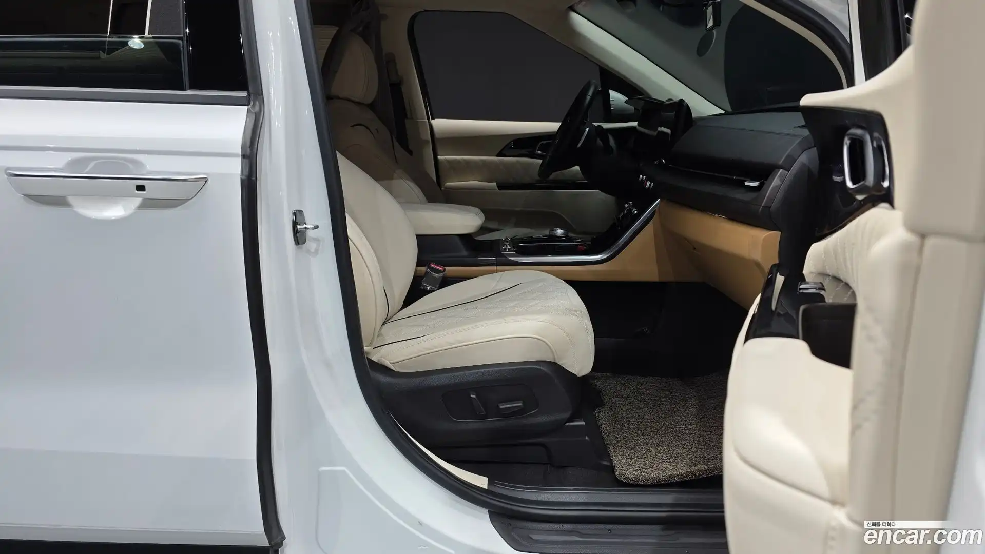 Canival Kia 2023.8-INNER-036