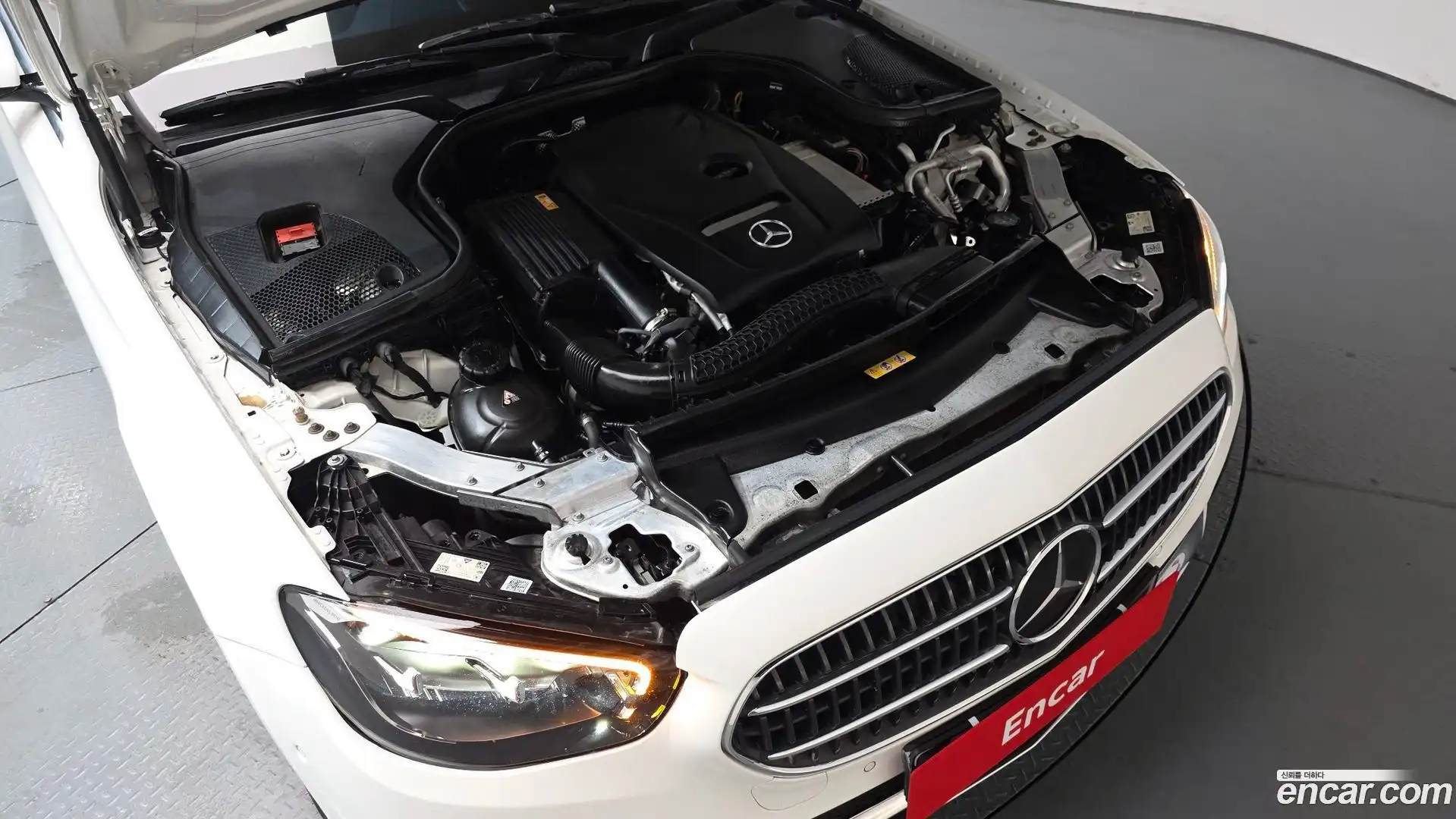 E-Class Mercedes-Benz 2020.11-OUTER-006