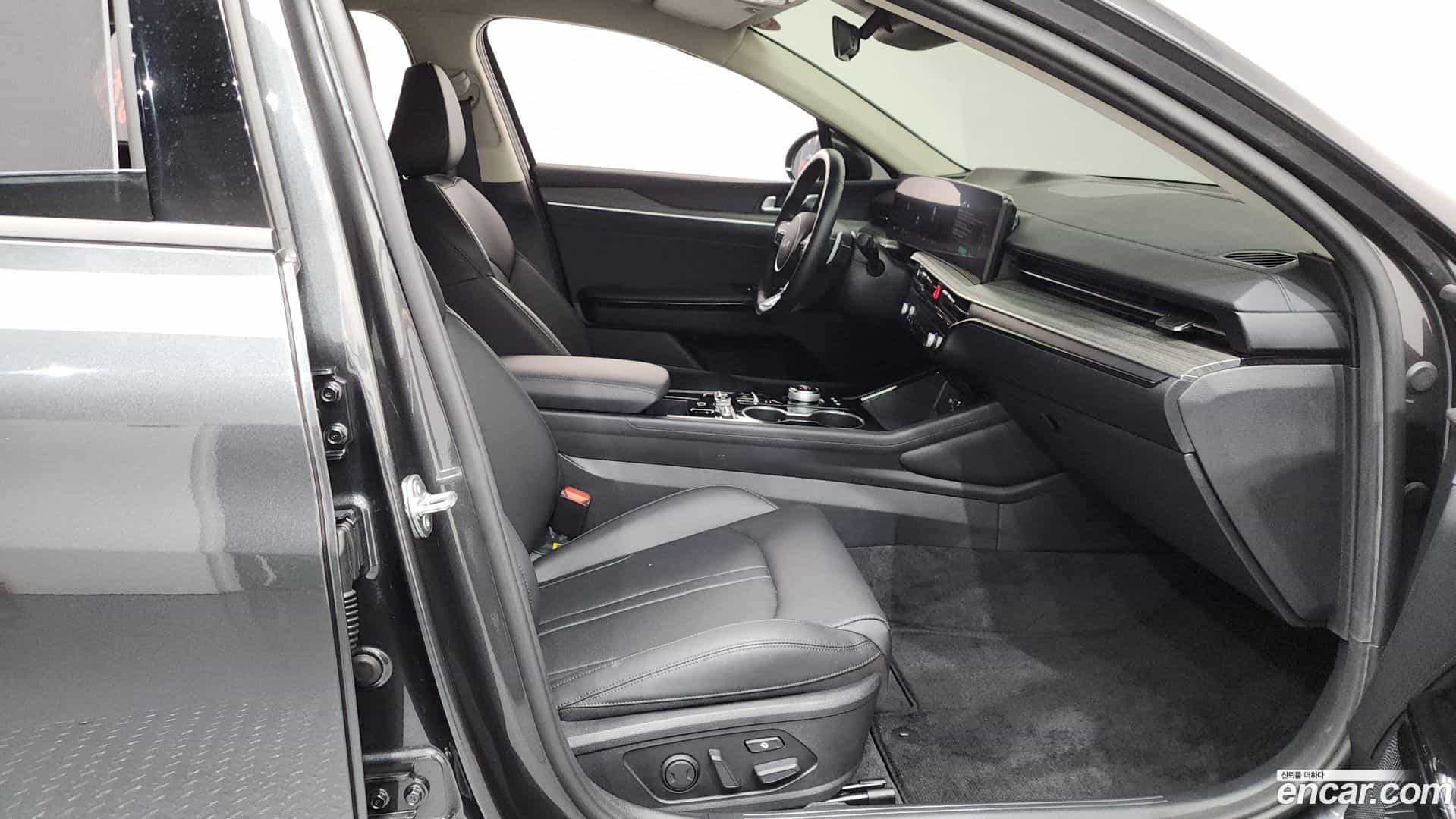 K5 Kia 2024.1-INNER-036