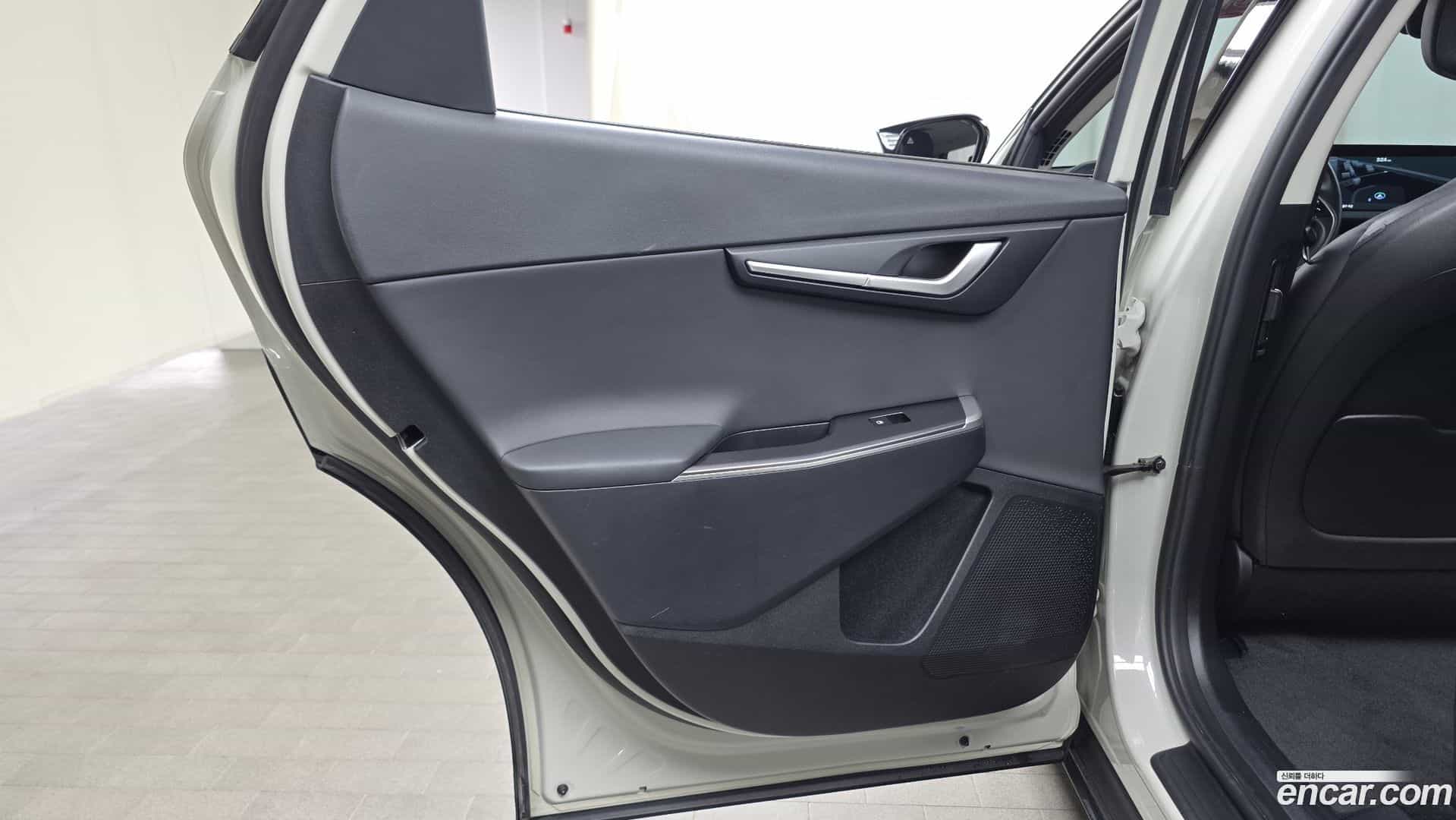 EV6 Kia 2023.5-INNER-035
