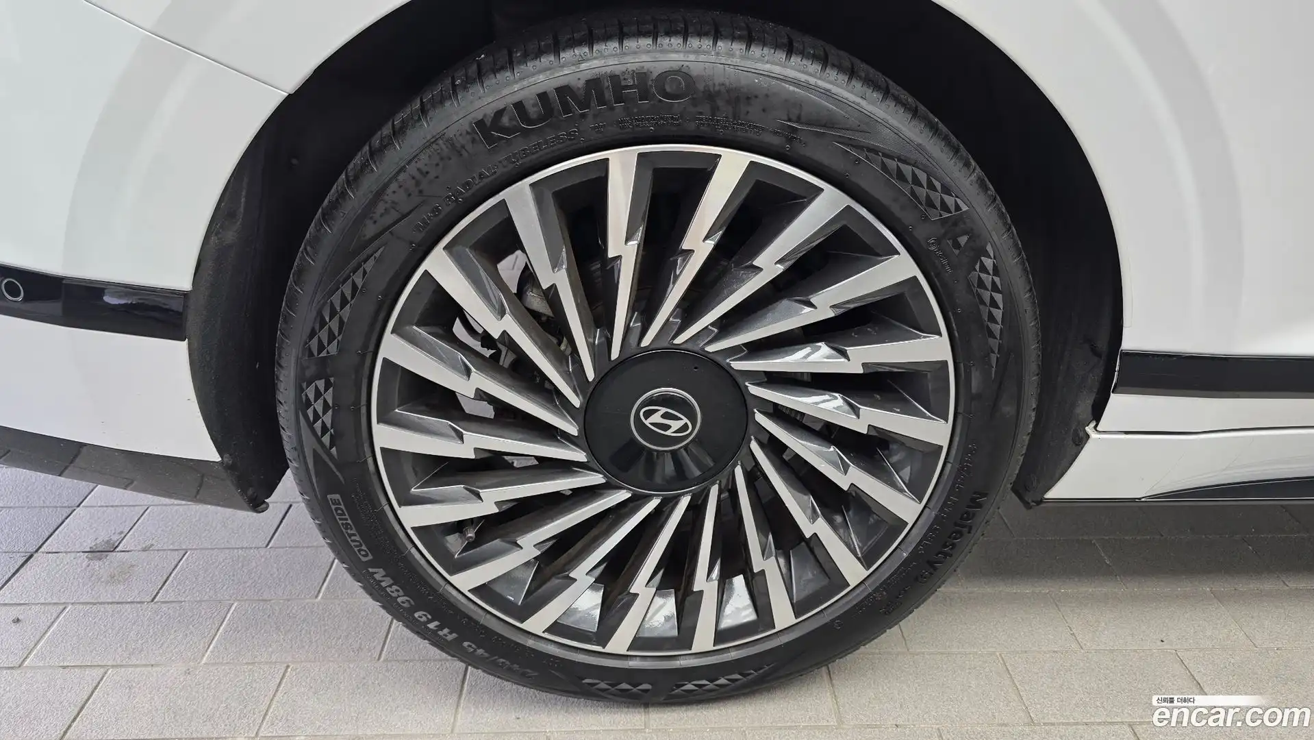 Grandeur Hyundai 2024.2-OUTER-005