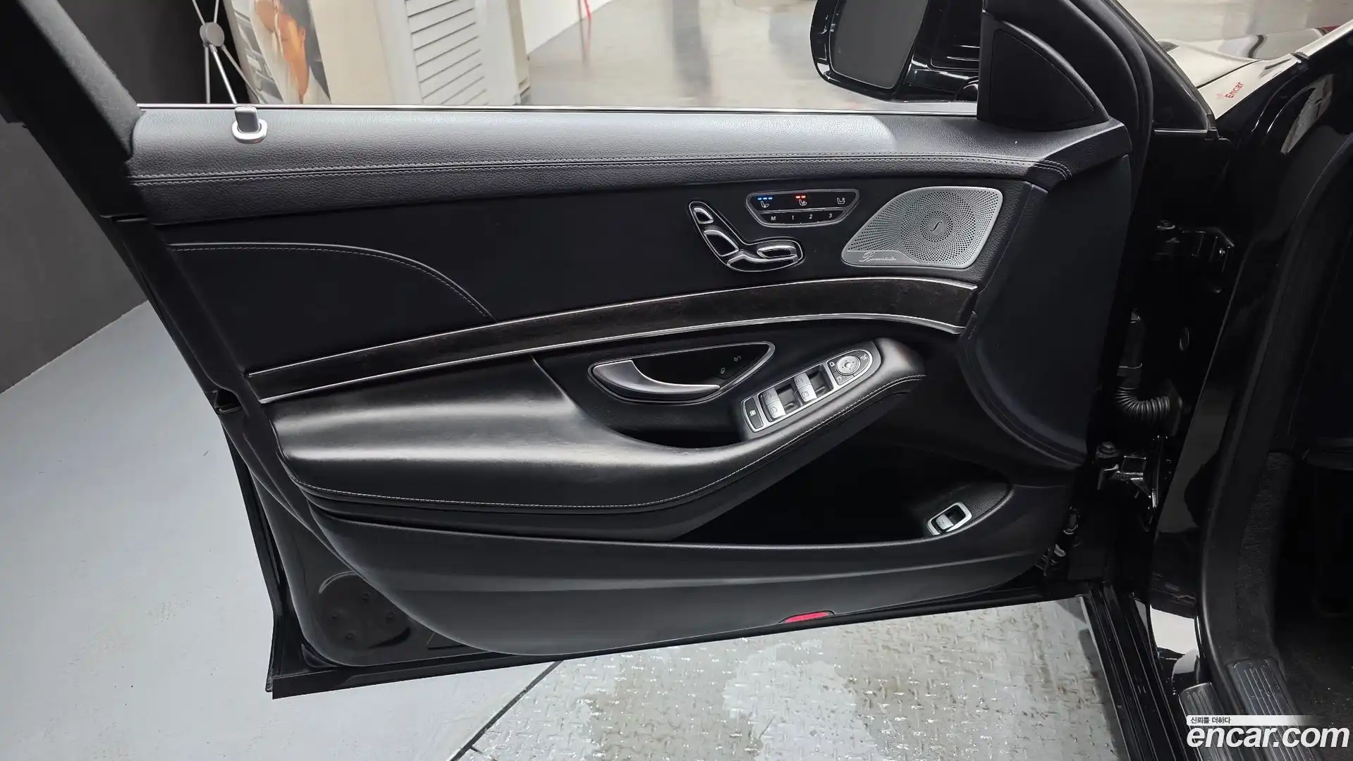 S-Class Mercedes-Benz 2018.0-INNER-034