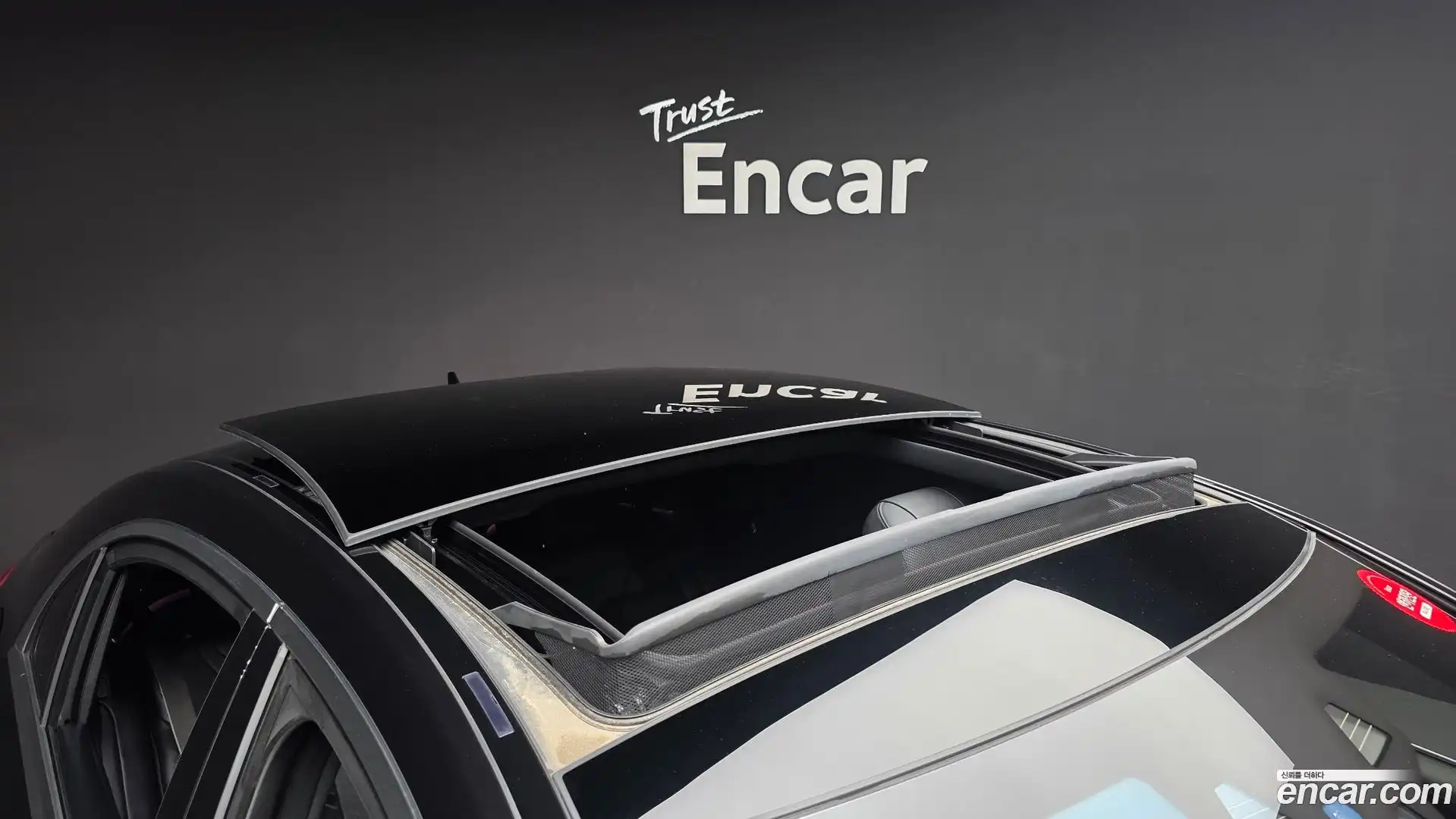 S-Class Mercedes-Benz 2018.0-OPTION-043