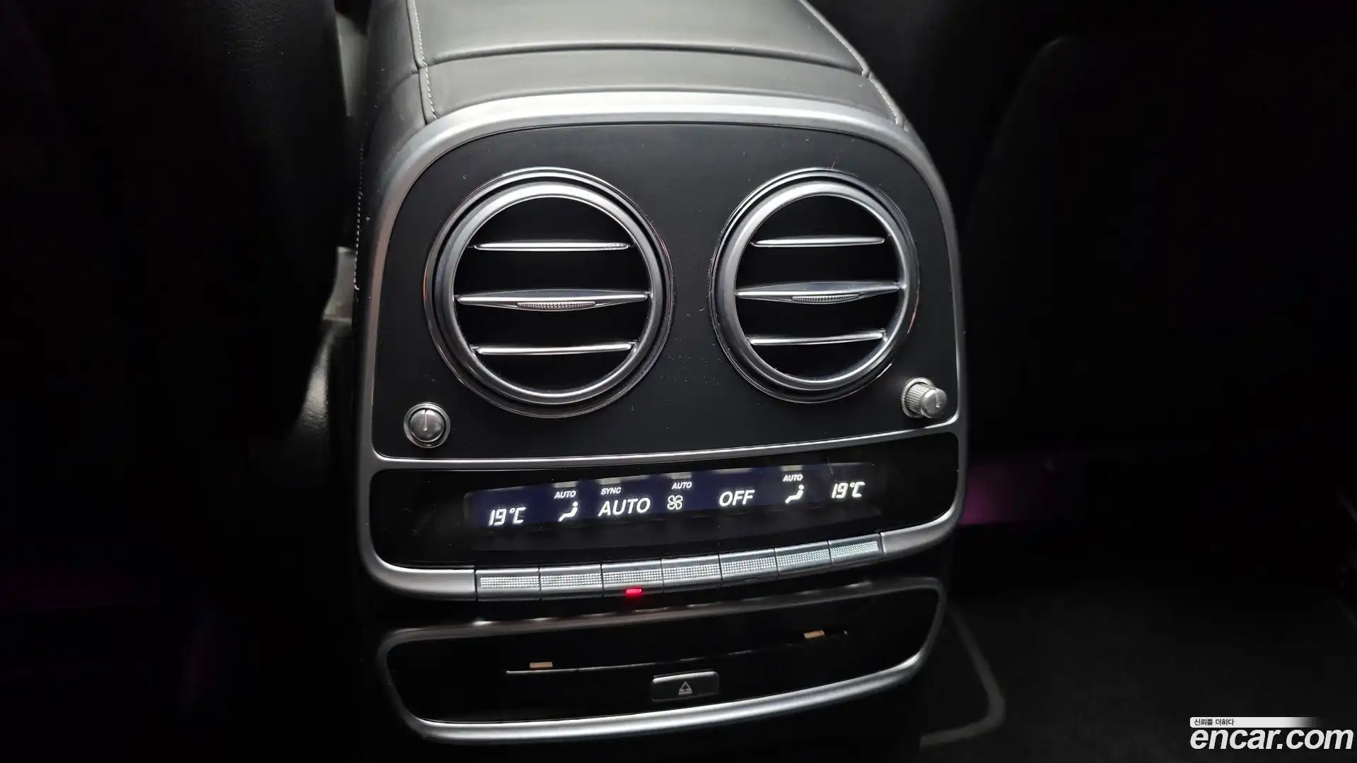 S-Class Mercedes-Benz 2018.0-OPTION-046