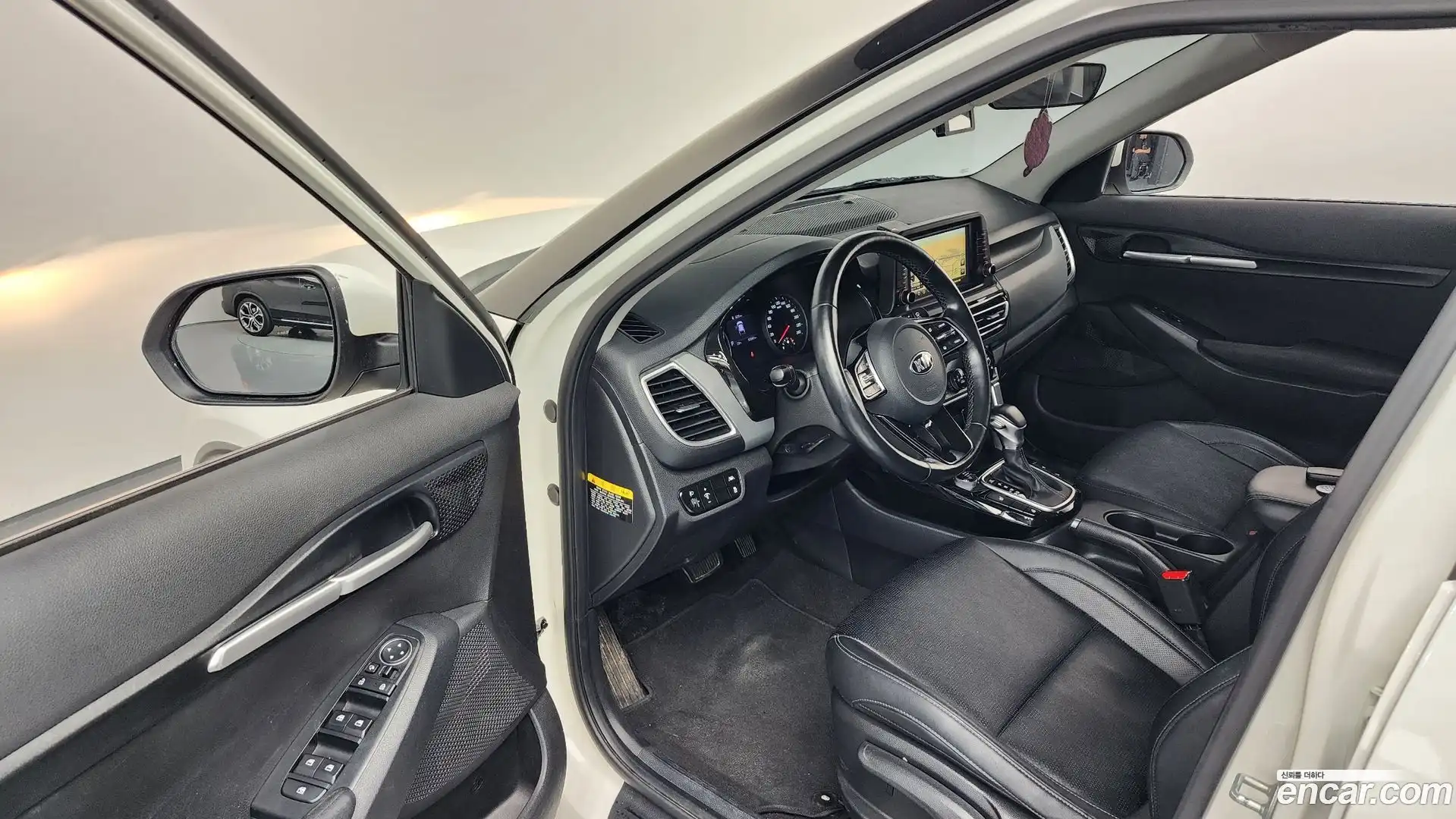 Seltos Kia 2019.11-INNER-010