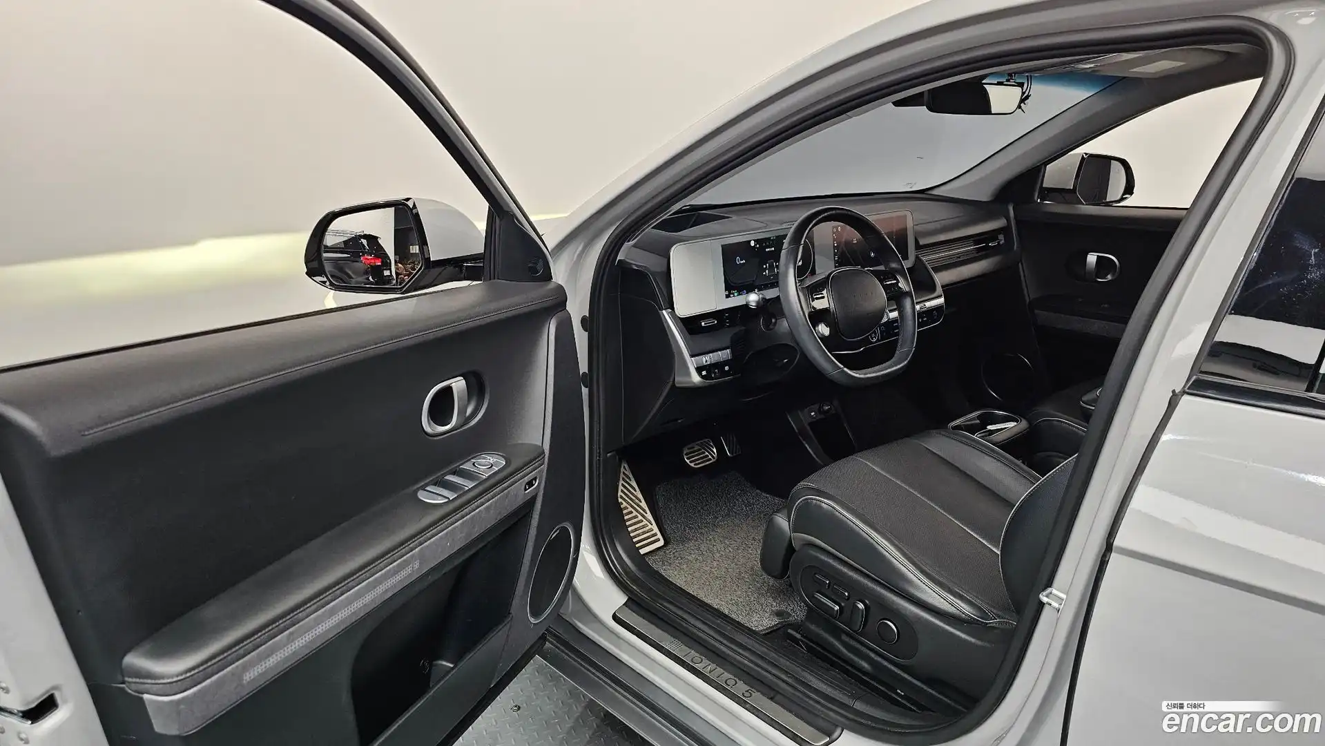Ioniq5 Hyundai 2021.9-INNER-010
