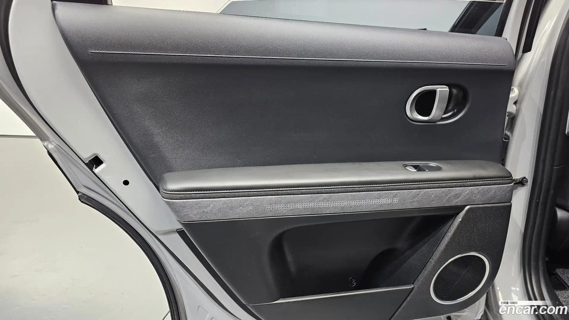 Ioniq5 Hyundai 2021.9-INNER-035