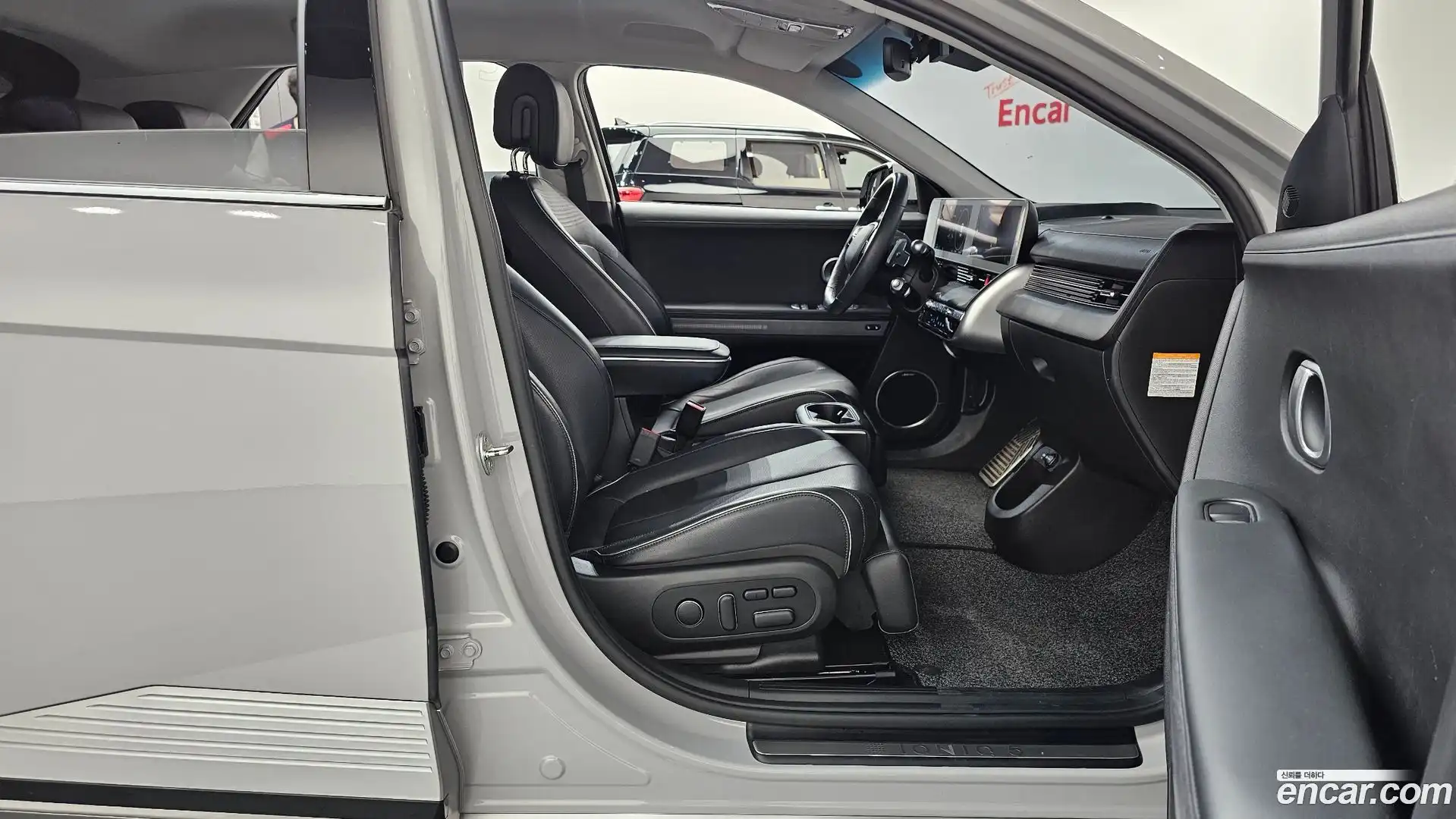 Ioniq5 Hyundai 2021.9-INNER-036