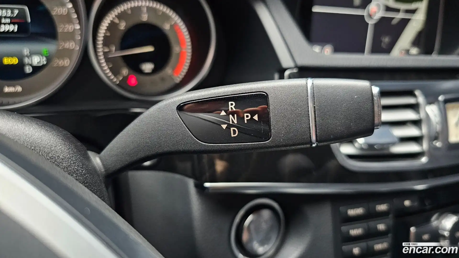 E-Class Mercedes-Benz 2013.8-INNER-009