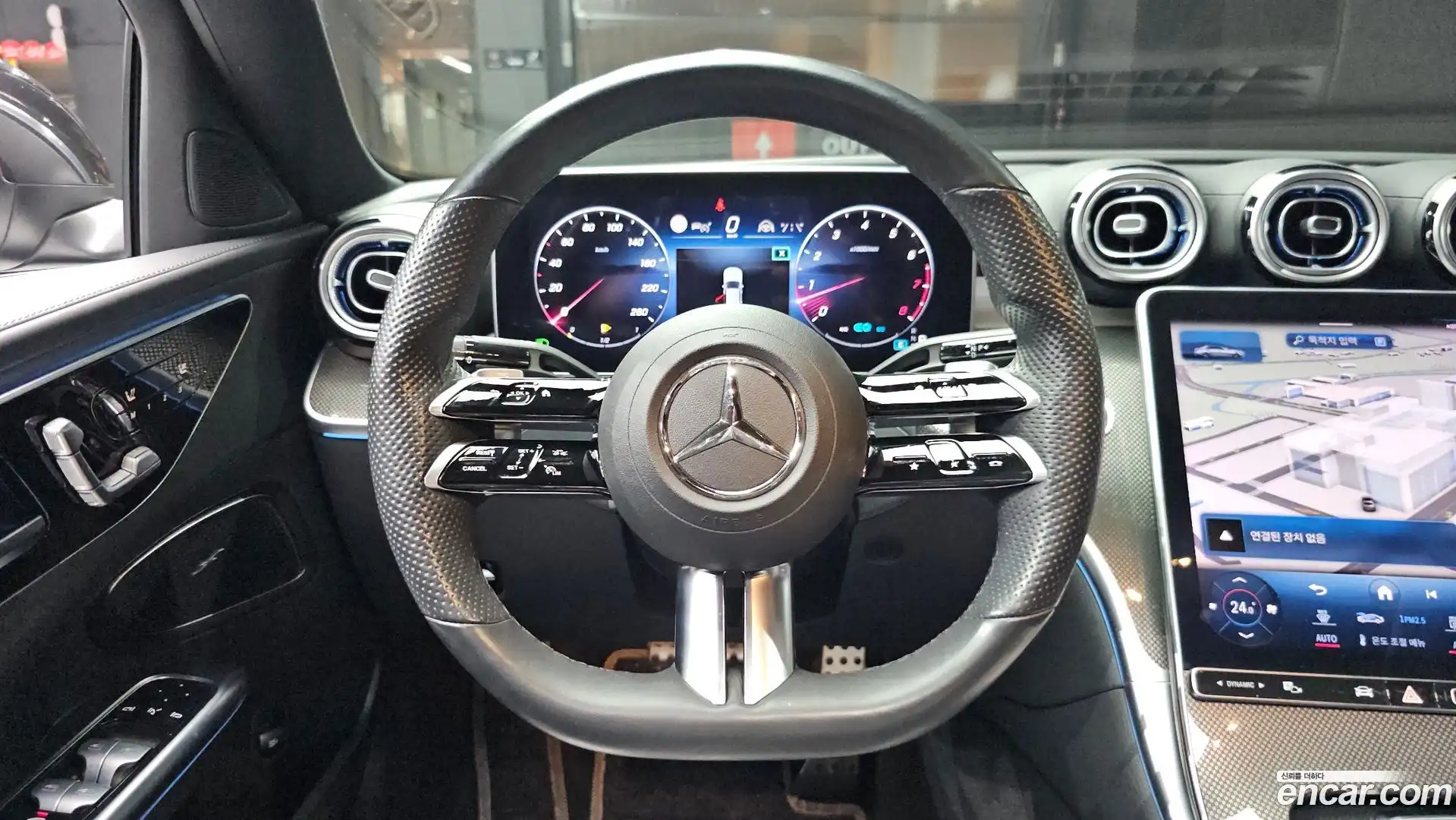 C-Class Mercedes-Benz 2022.4-OPTION-017